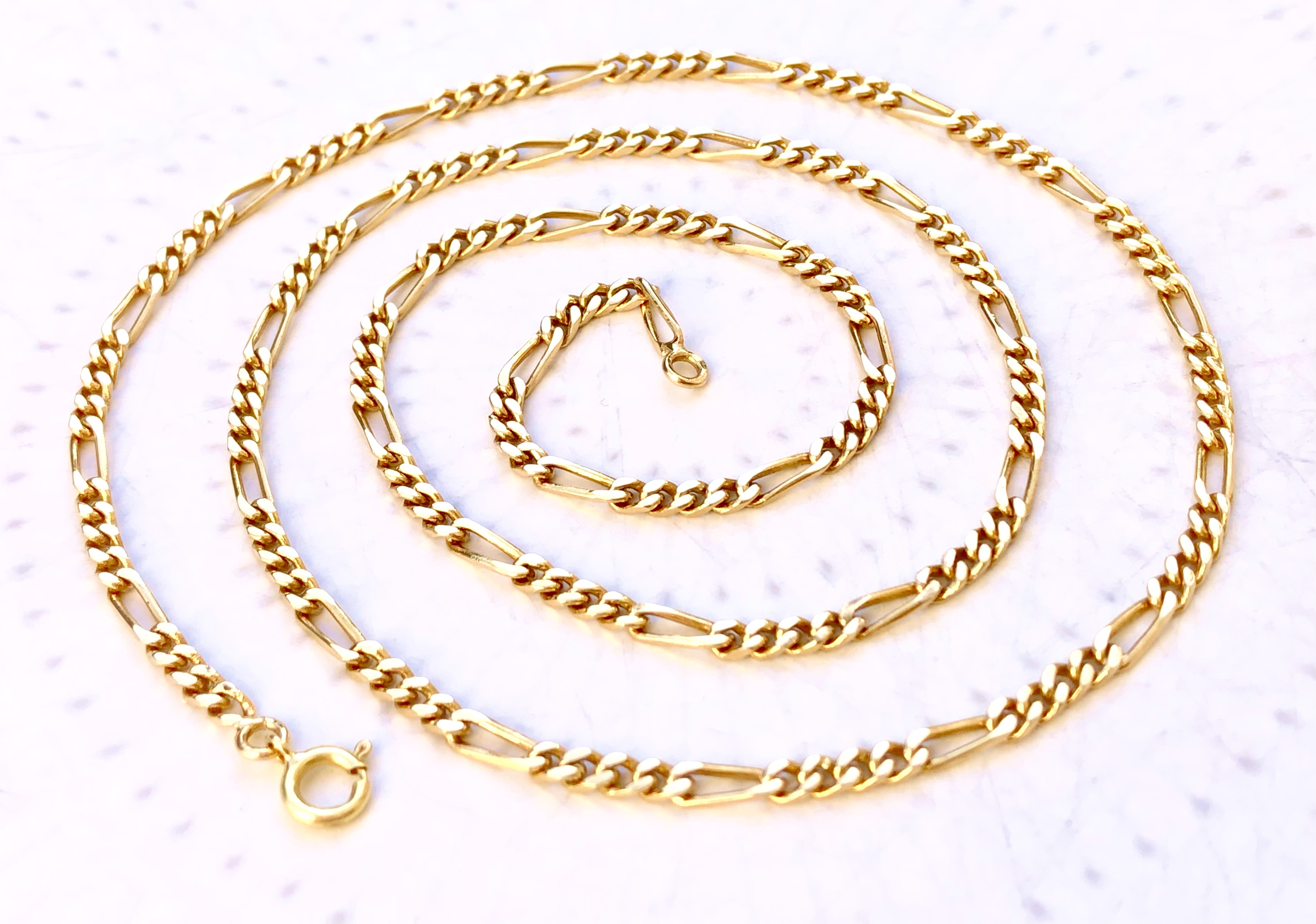 Chaine en or jaune 18 carats 