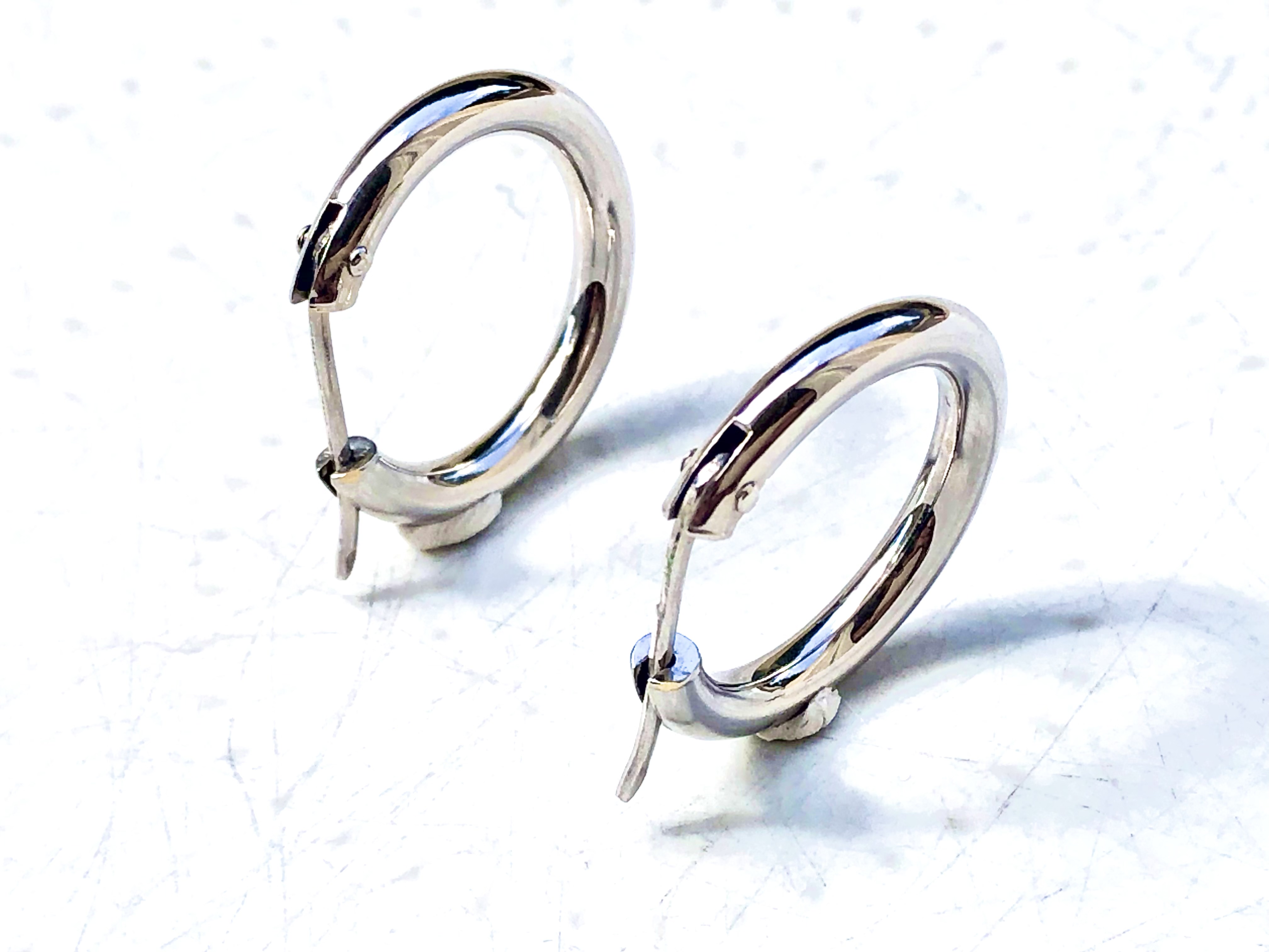 Créoles en Or blanc 18 carats