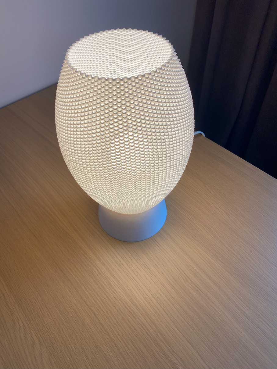 Stalinis šviestuvas OVO