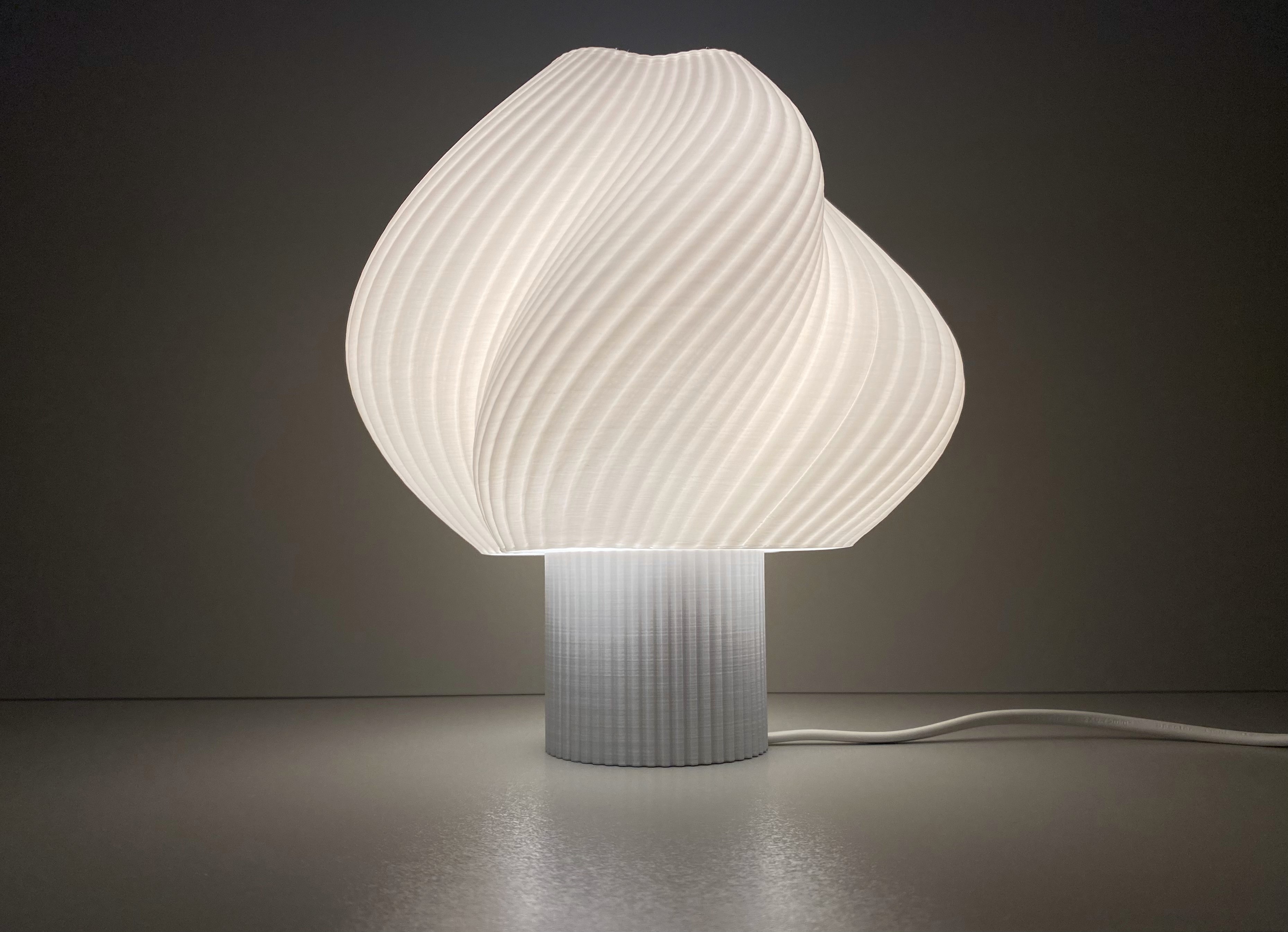 Stalinis šviestuvas LUMI