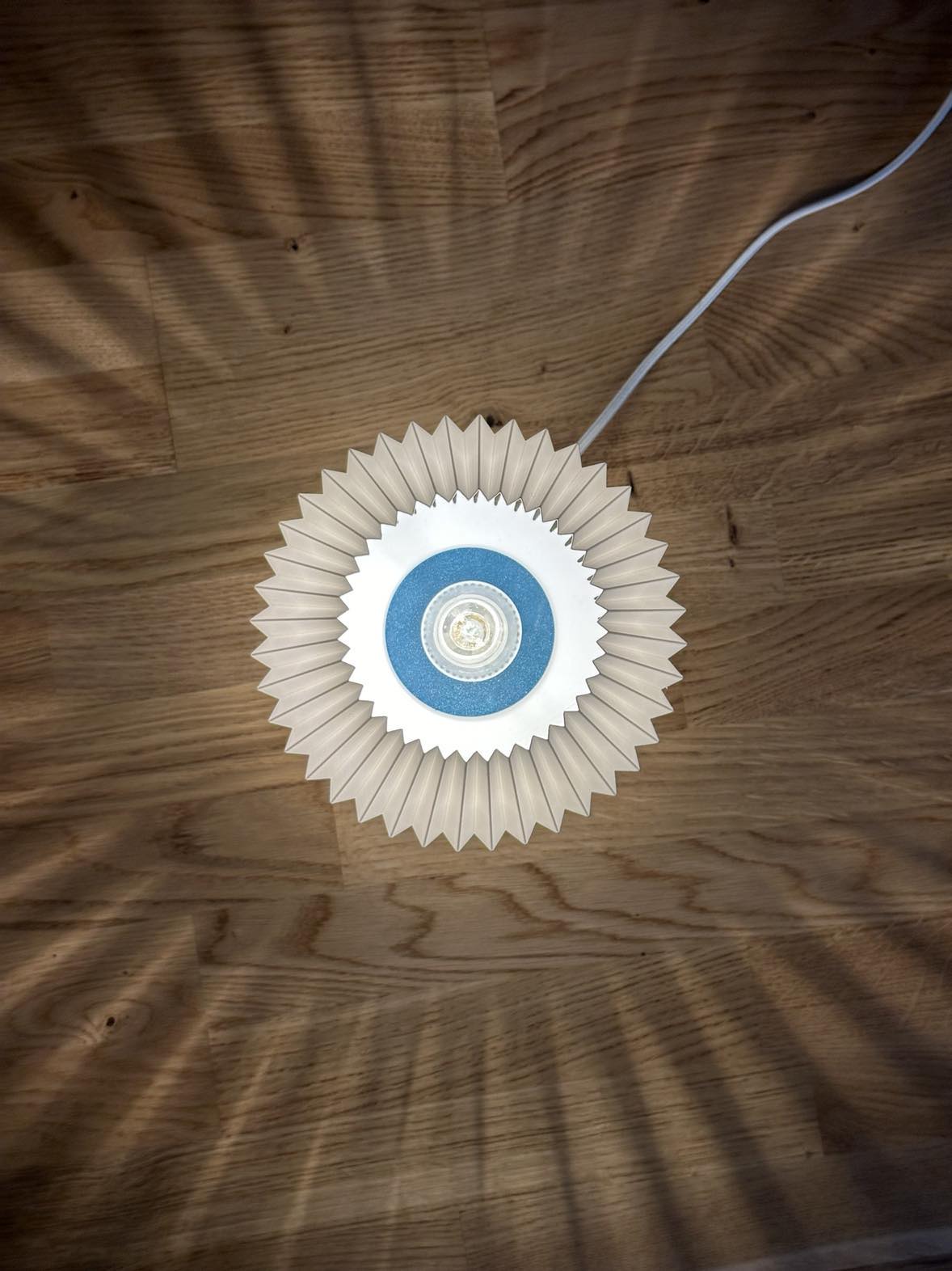 Stalinis šviestuvas BEDLA