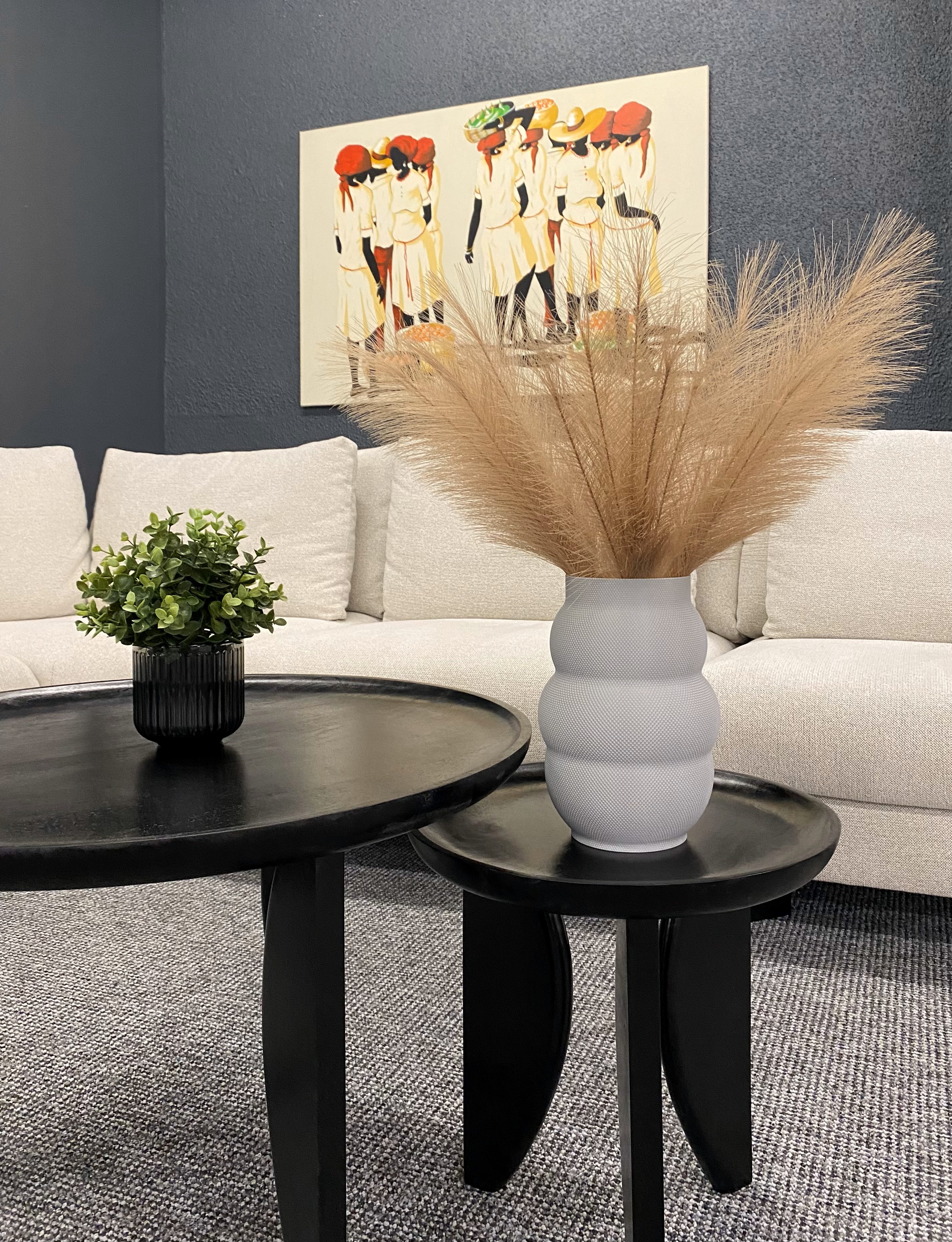 Unikali vaza Rolo – stilingas, ekologiškas ir ilgaamžis pasirinkimas jūsų interjerui