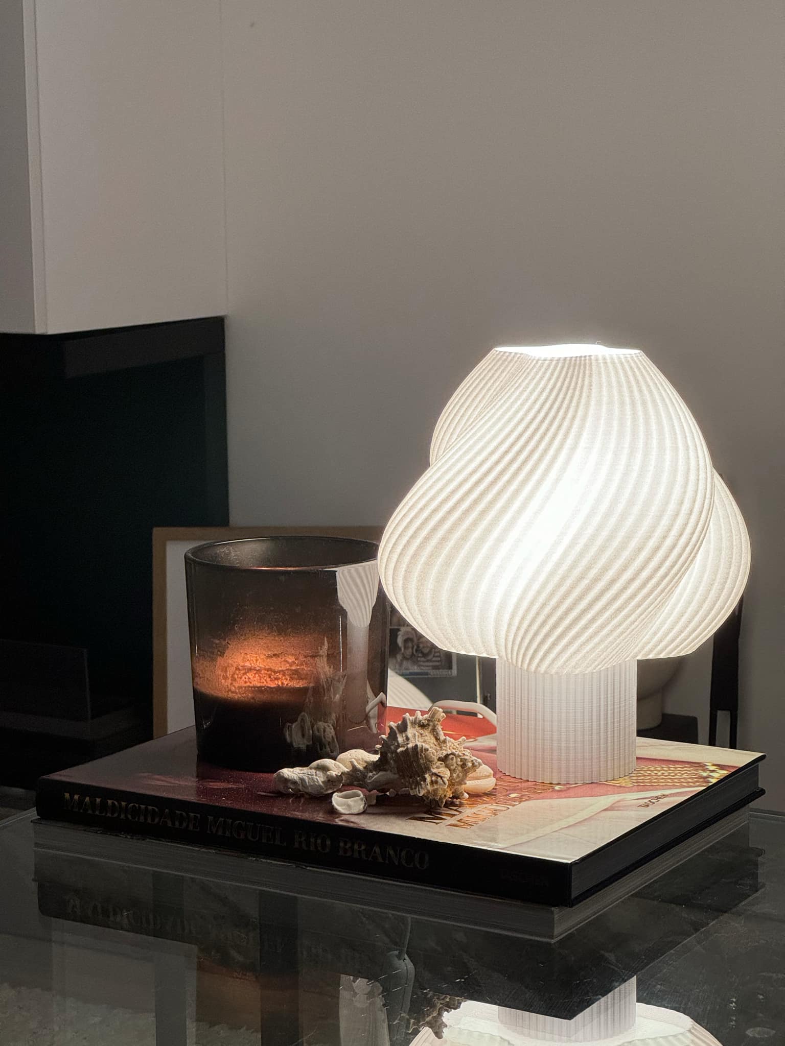 Stalinis šviestuvas LUMI