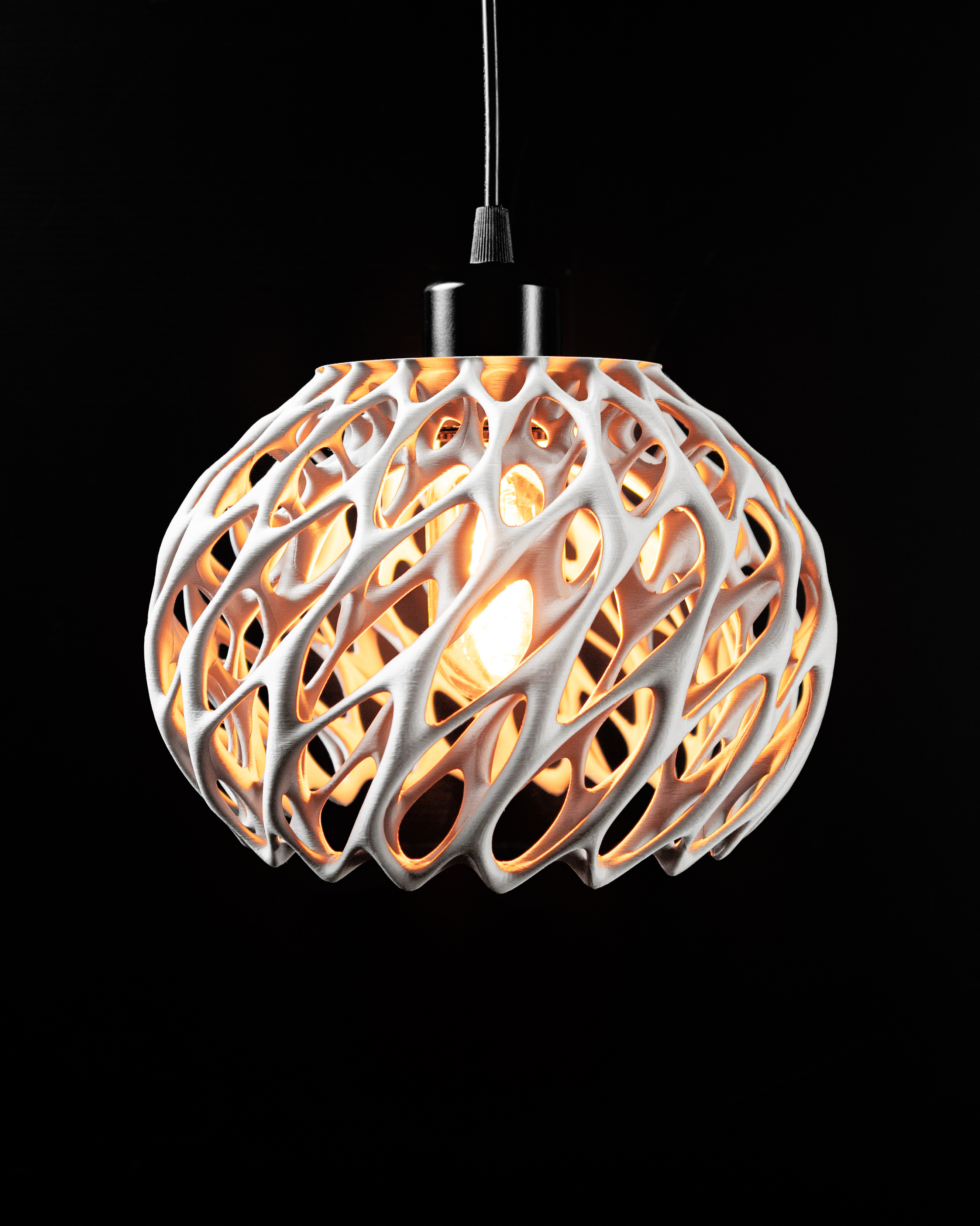 Šviestuvo gaubtas TWISTED