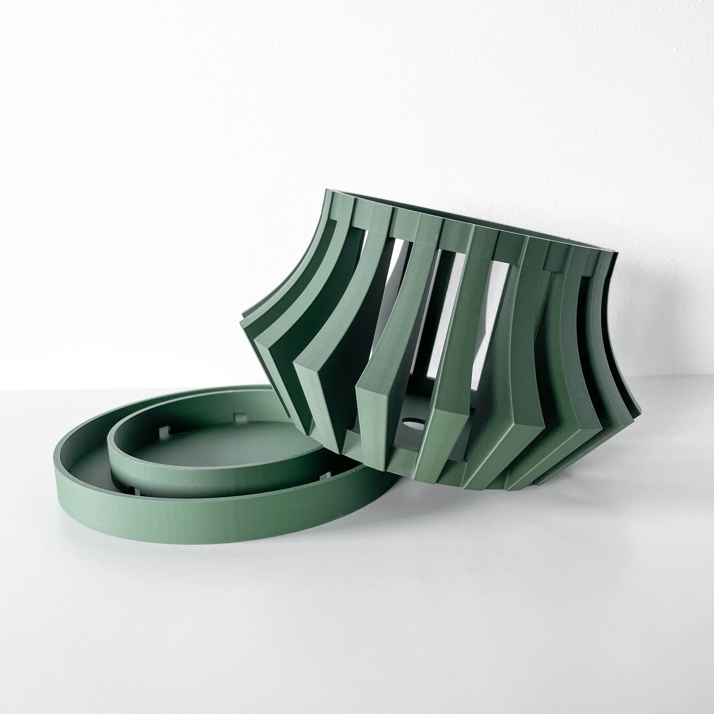 Stilingas ir unikalus vazonas Veria – išskirtinis orchidėjų vazonas jūsų interjerui