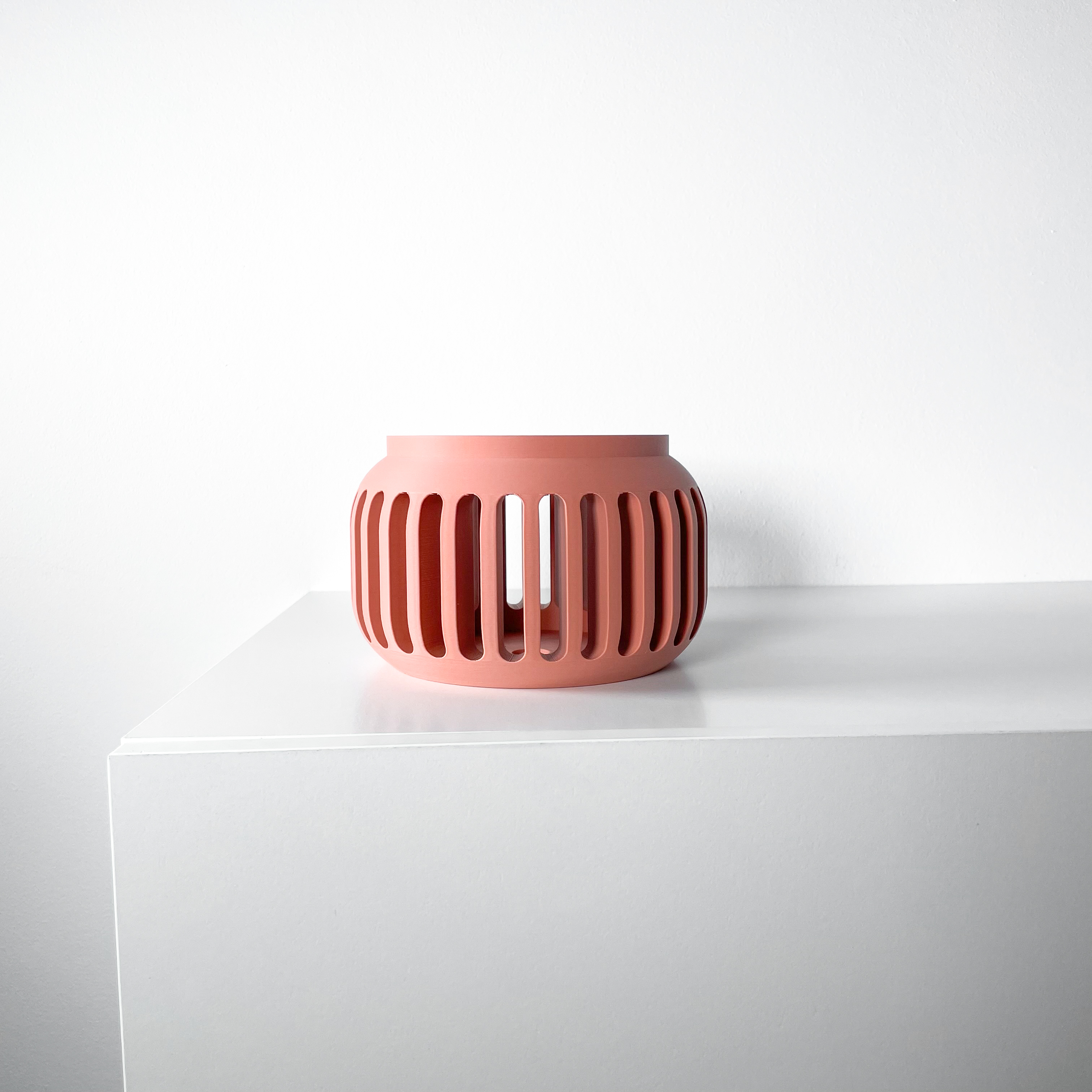 Stilingas ir unikalus vazonas Noxa – išskirtinis orchidėjų vazonas jūsų interjerui