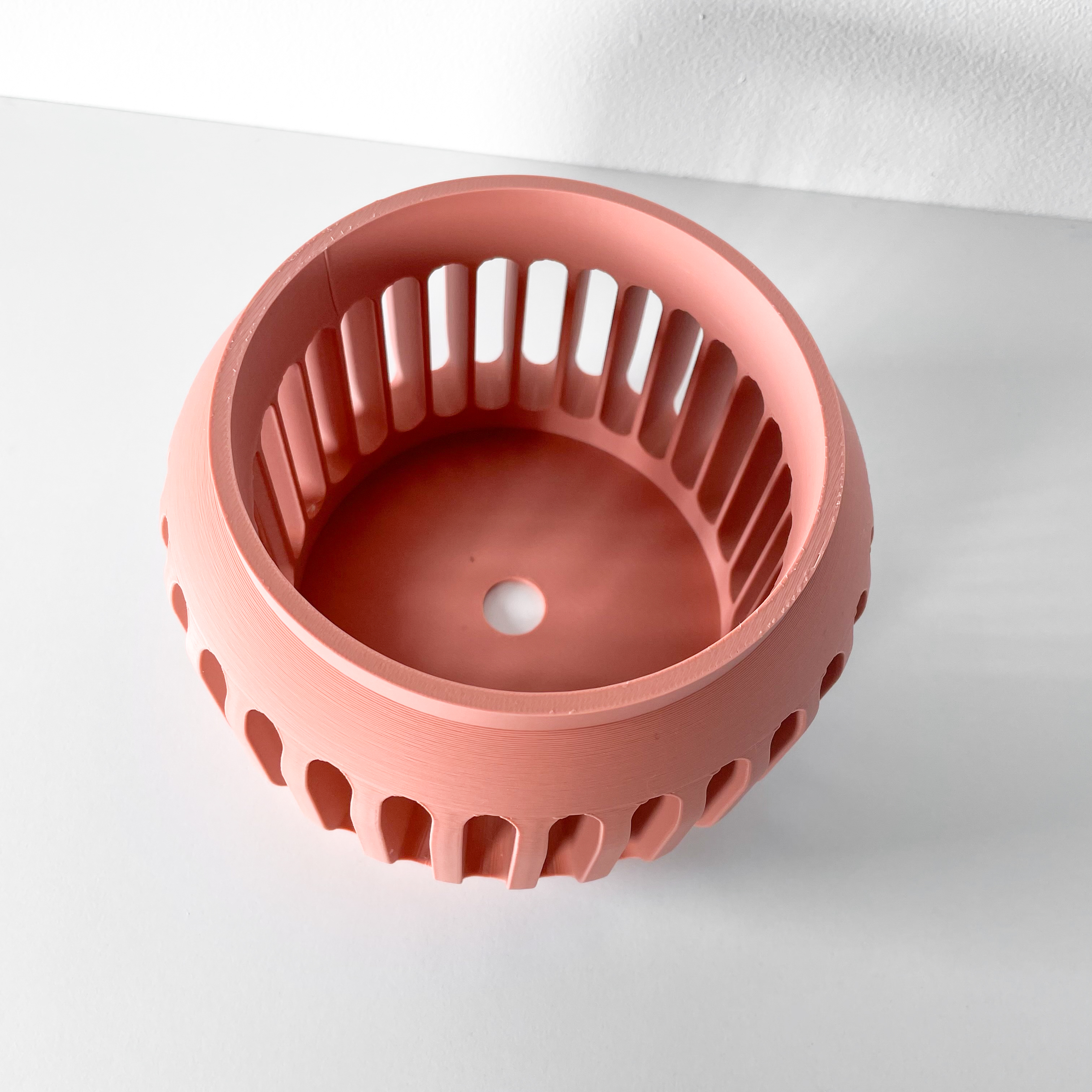 Stilingas ir unikalus vazonas Noxa – išskirtinis orchidėjų vazonas jūsų interjerui