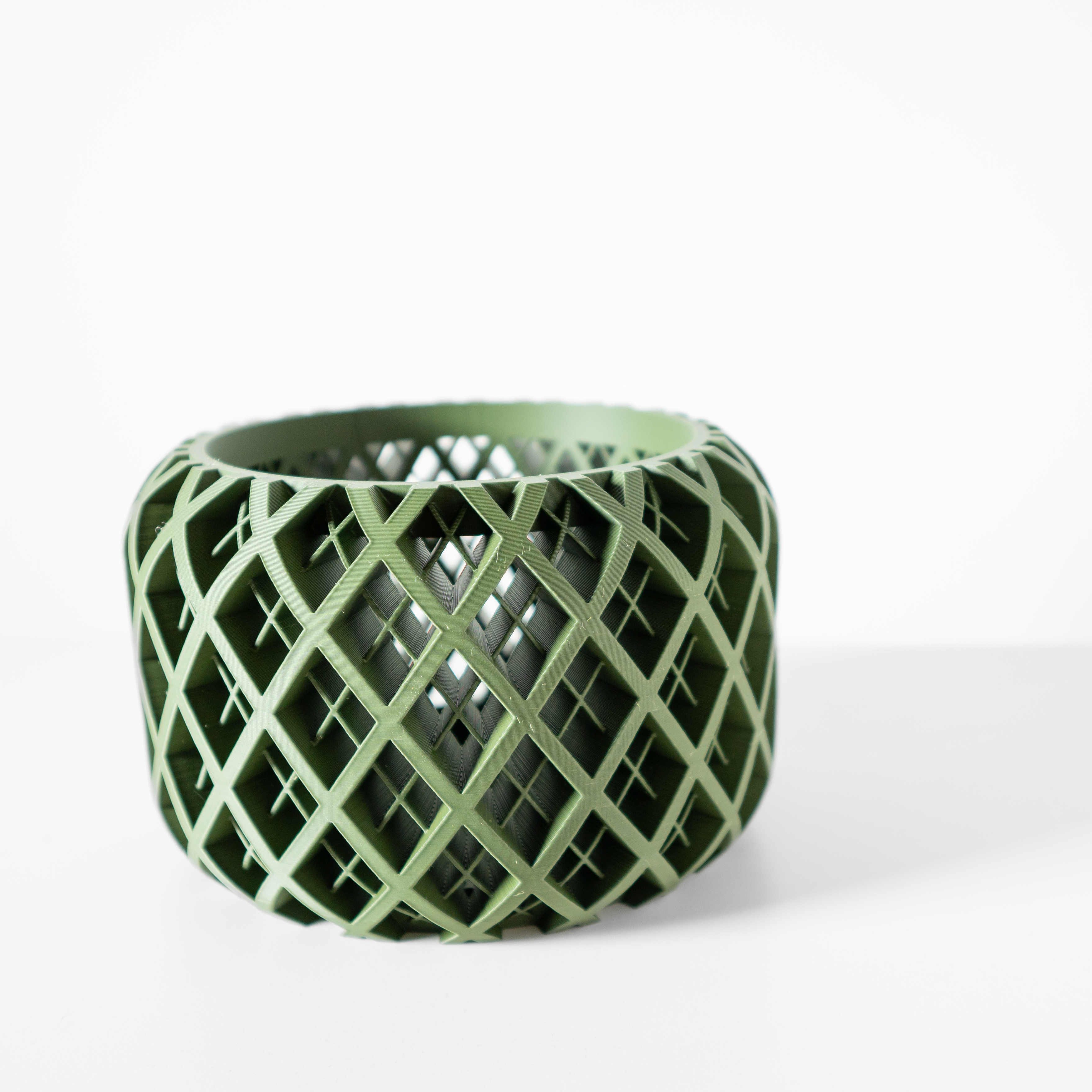 Stilingas ir unikalus vazonas Noro – išskirtinis orchidėjų vazonas jūsų interjerui