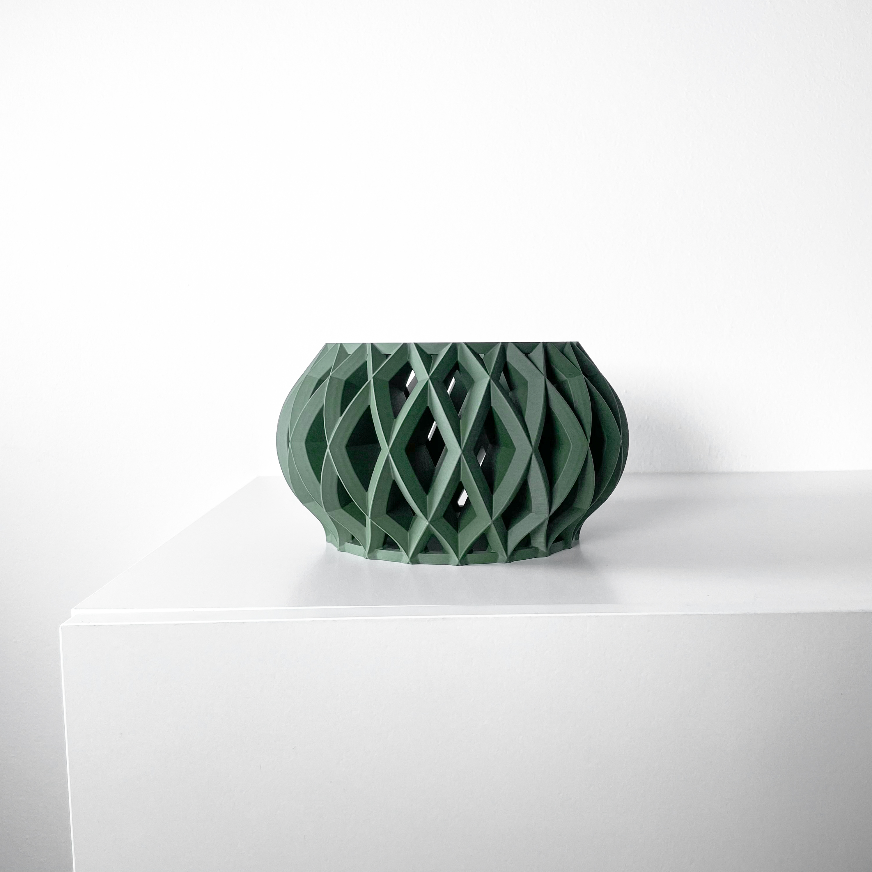 Stilingas ir unikalus vazonas Elson – išskirtinis orchidėjų vazonas jūsų interjerui