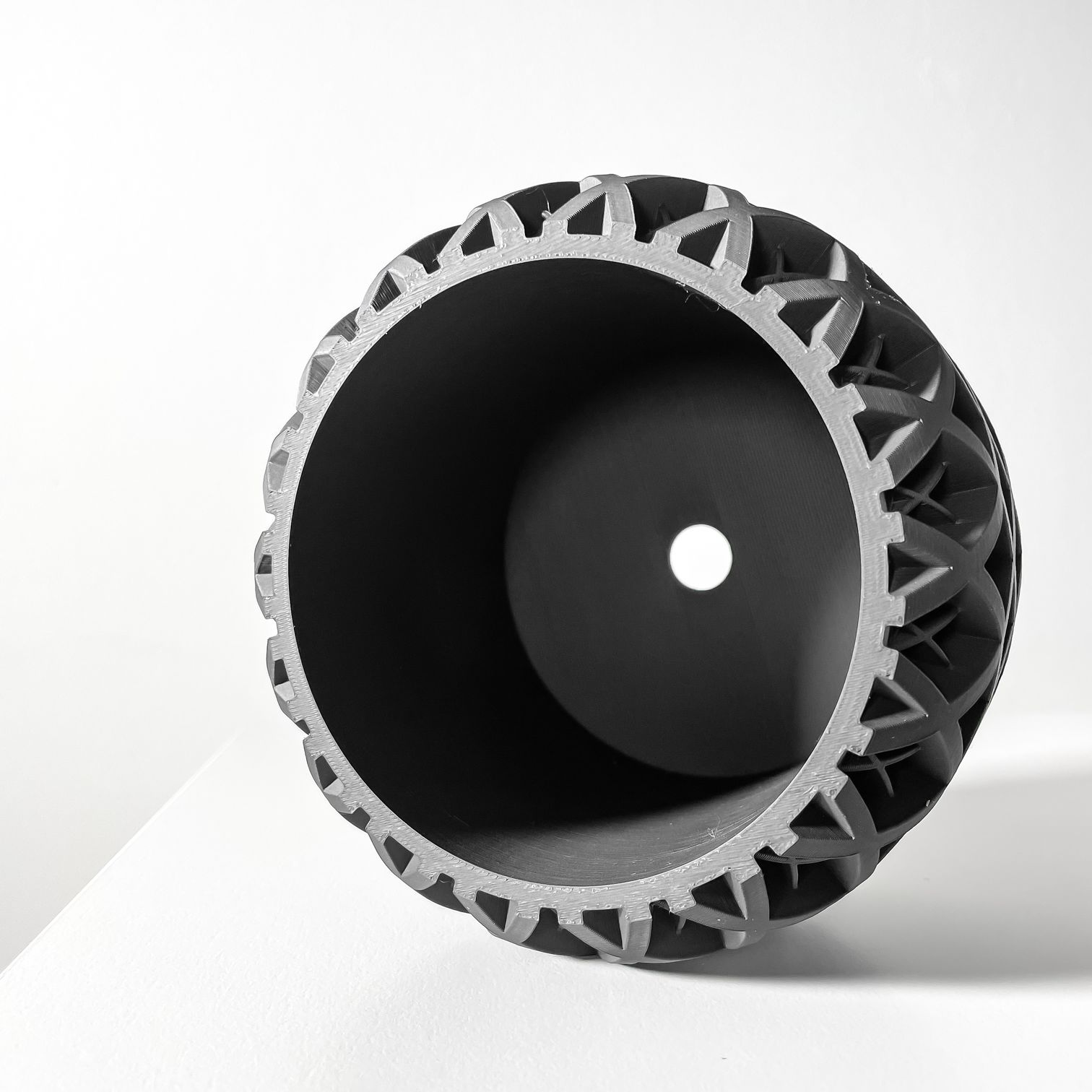 Unikalus Vazonas Torio – Stilingas ir ekologiškas pasirinkimas jūsų interjerui