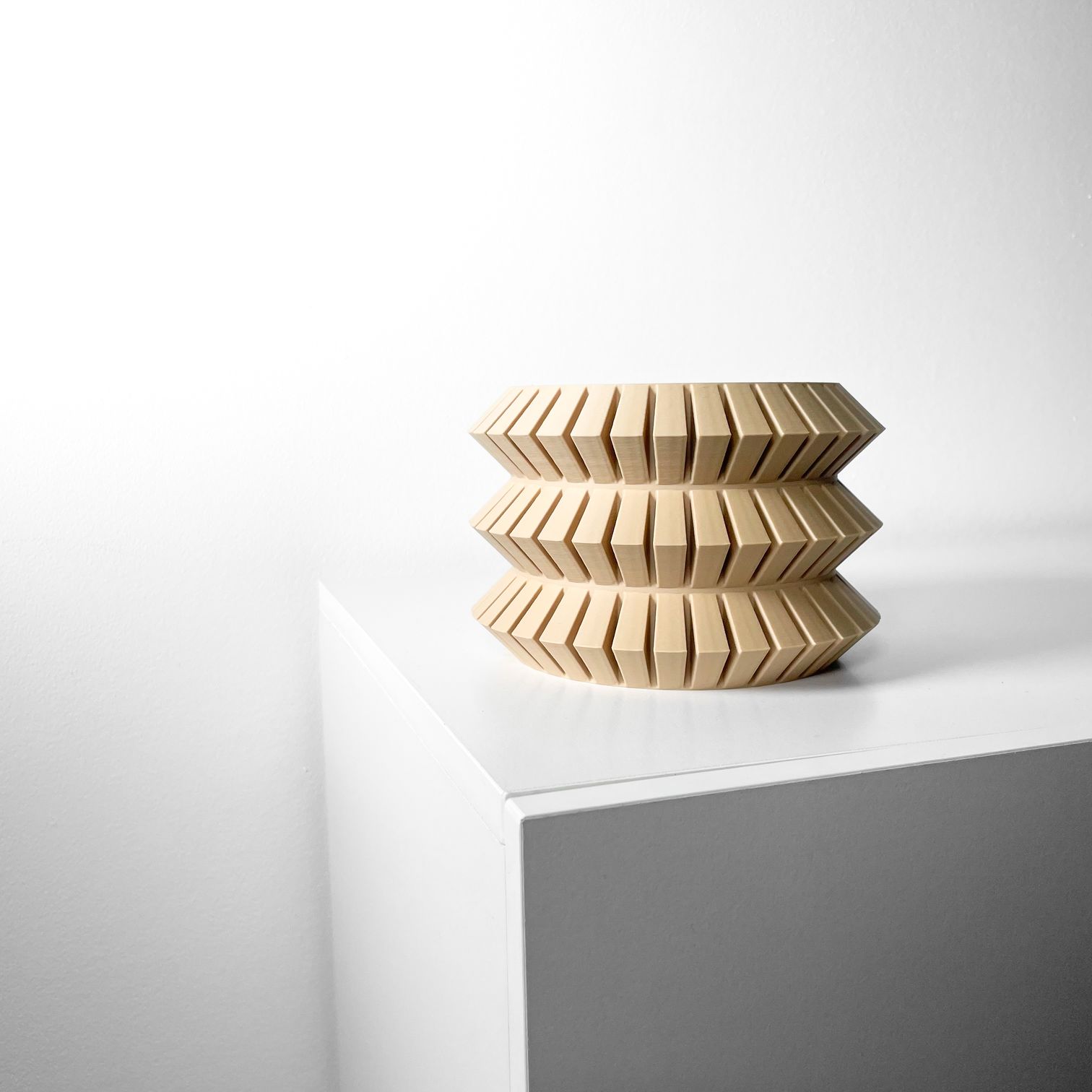 Unikalus Vazonas Sivat – Stilingas ir ekologiškas pasirinkimas jūsų interjerui