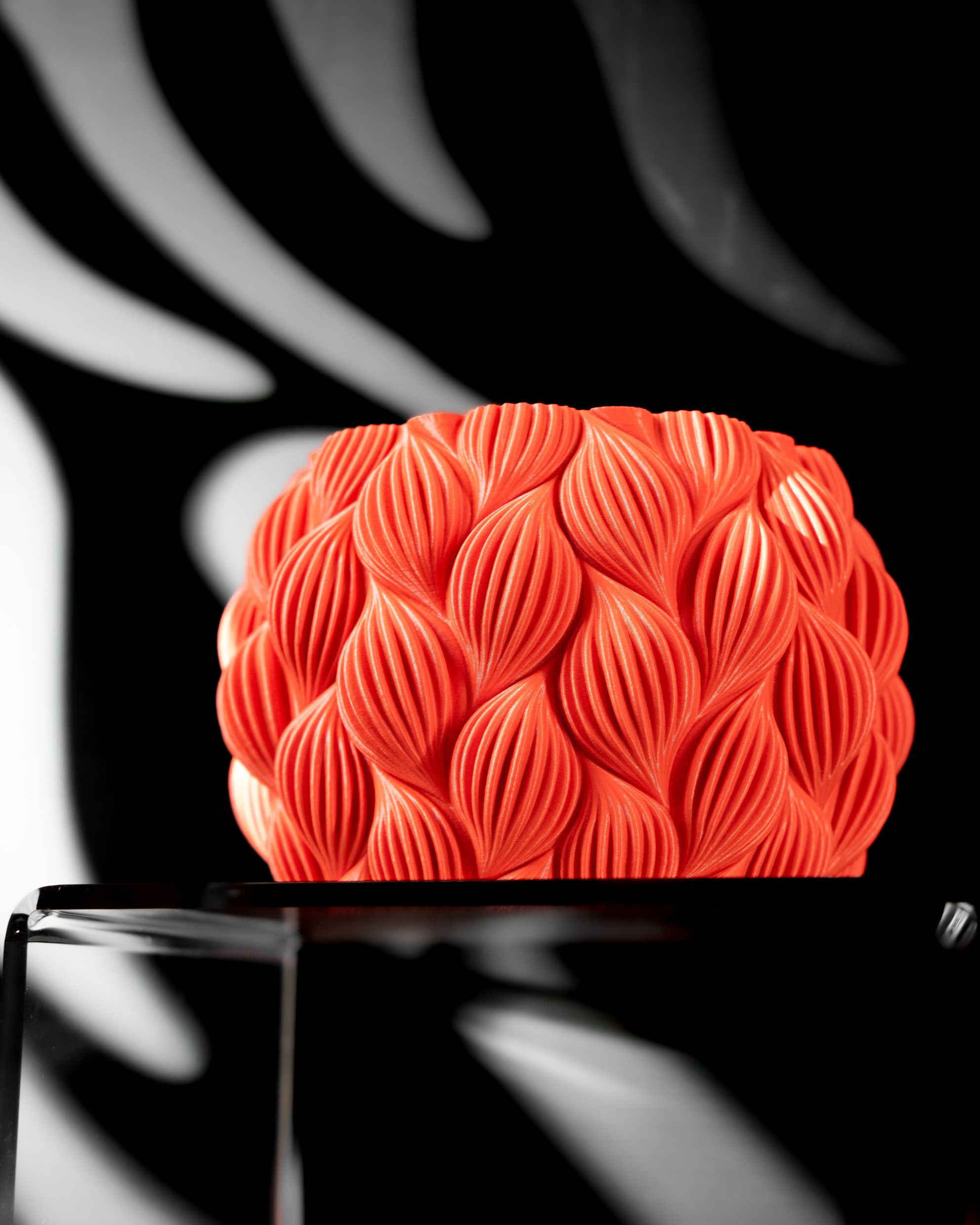 Unikalus Vazonas Ripple – Stilingas ir ekologiškas pasirinkimas jūsų interjerui