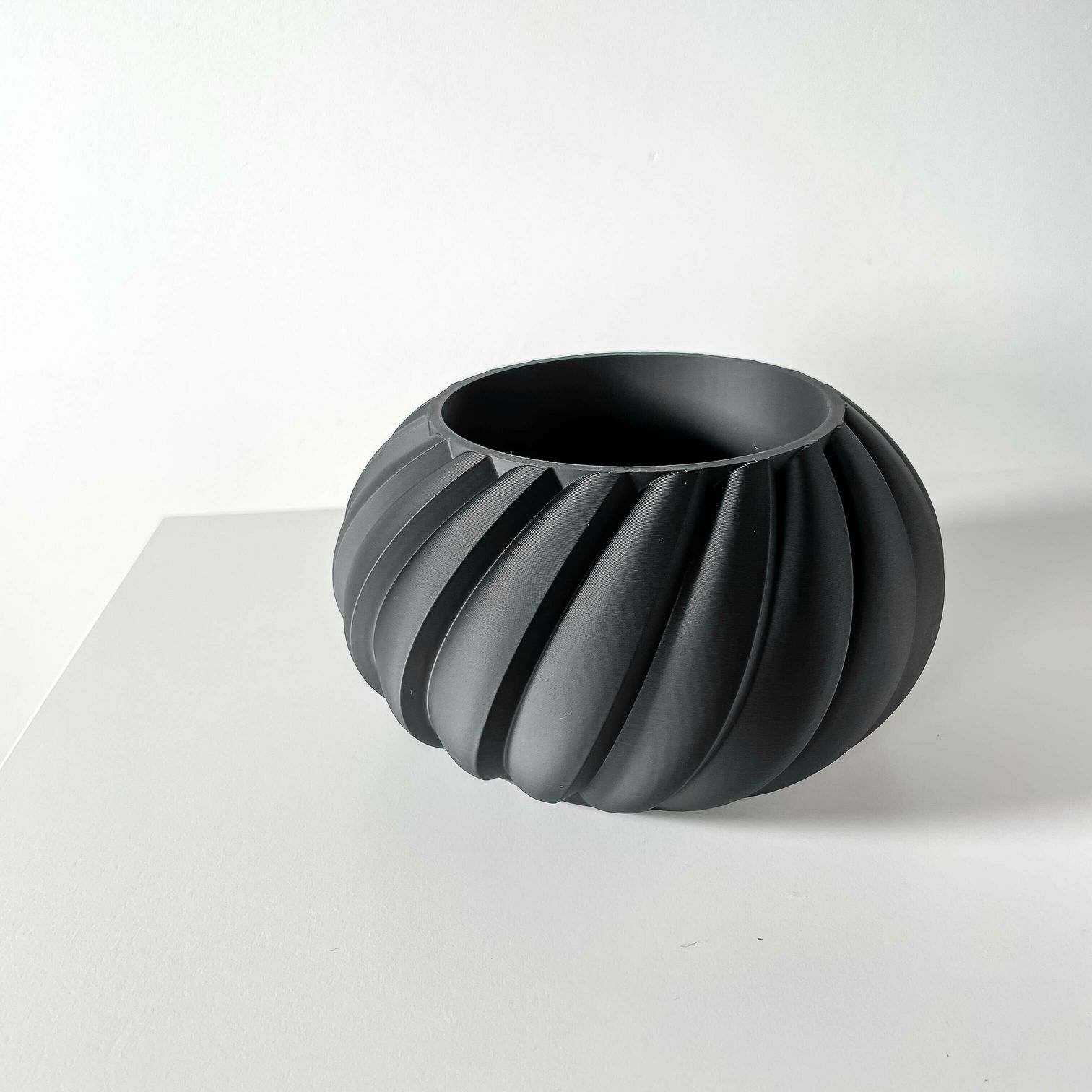 Unikalus Vazonas Oro – Stilingas ir ekologiškas pasirinkimas jūsų interjerui