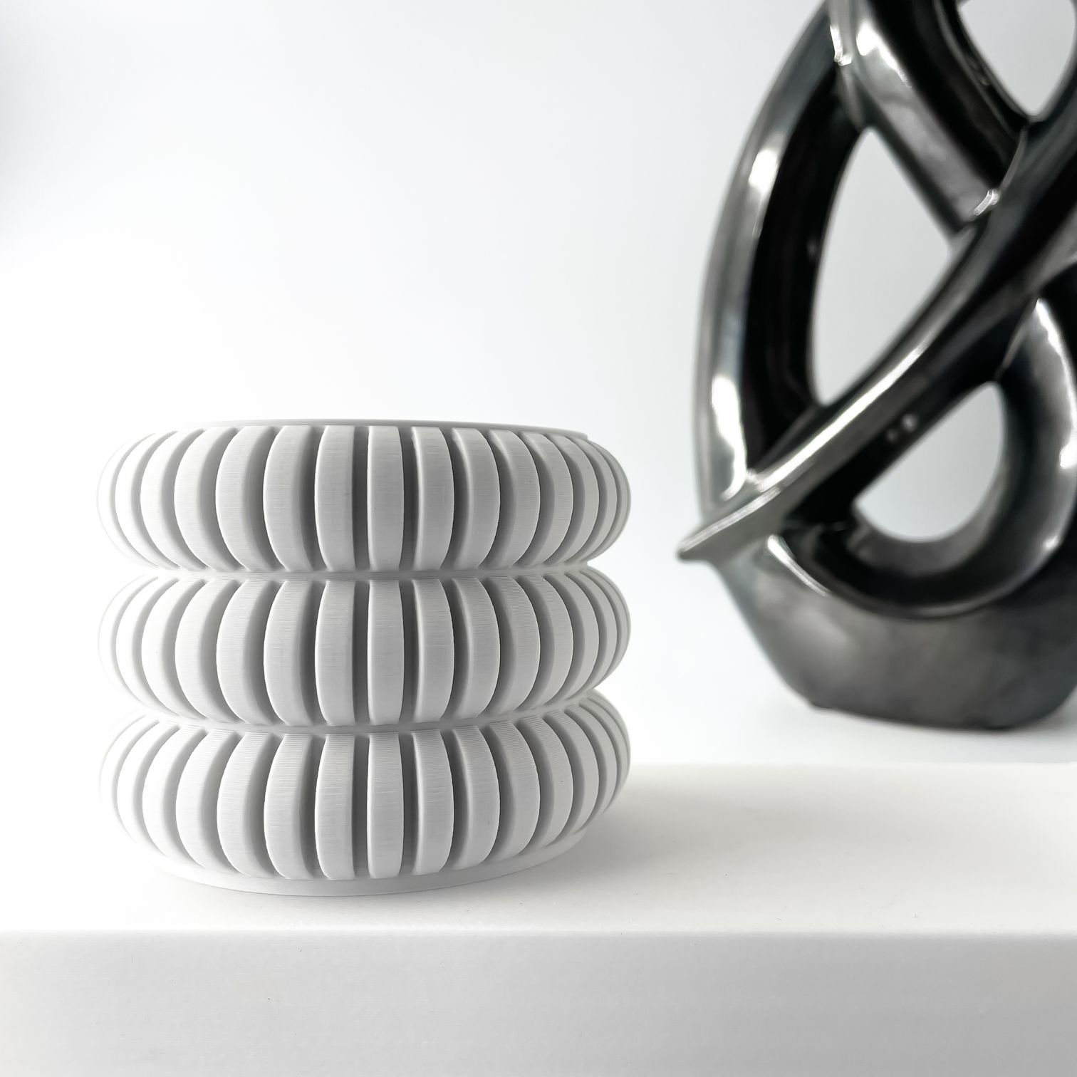 Unikalus Vazonas Jevor – Stilingas ir ekologiškas pasirinkimas jūsų interjerui