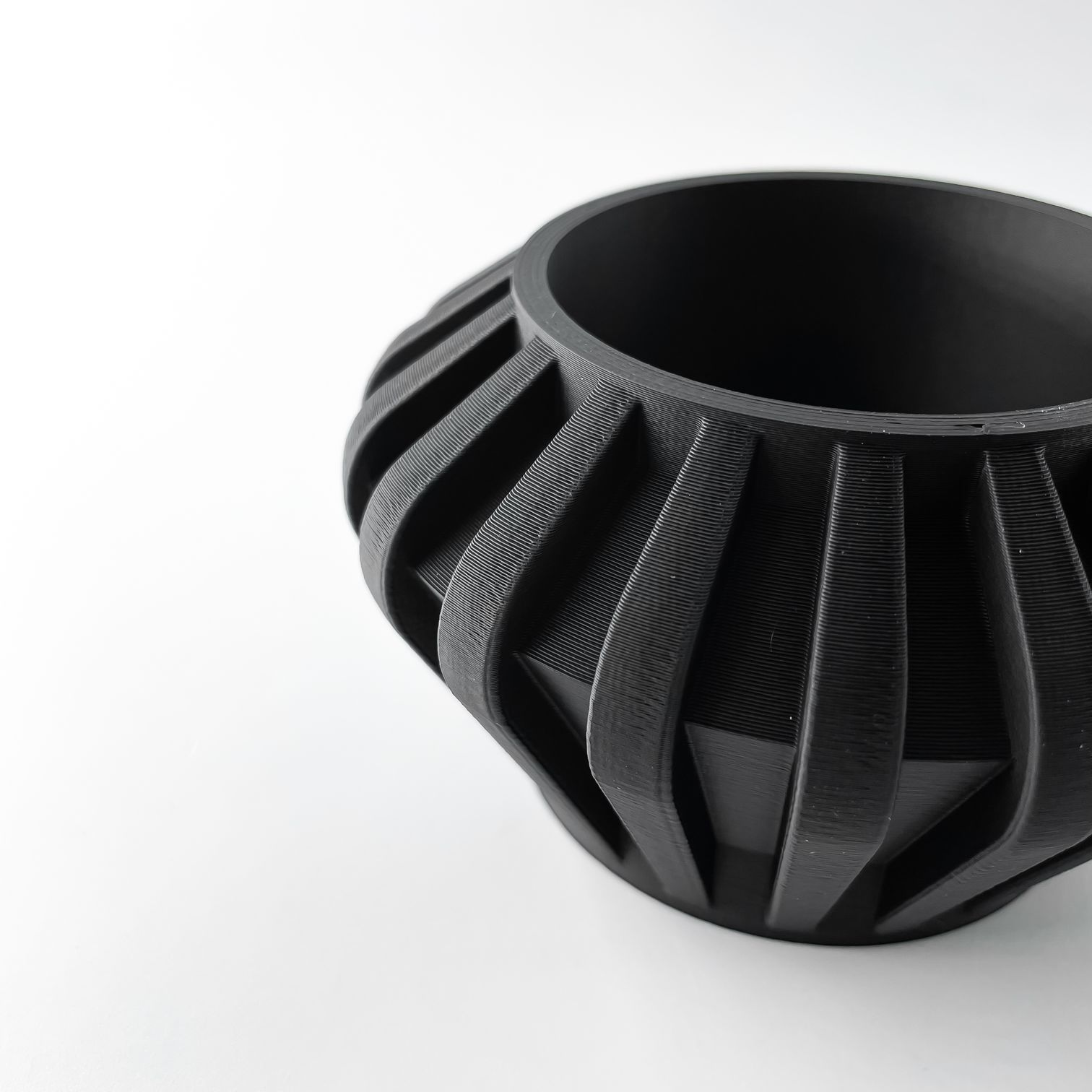 Unikalus Vazonas Hino – Stilingas ir ekologiškas pasirinkimas jūsų interjerui