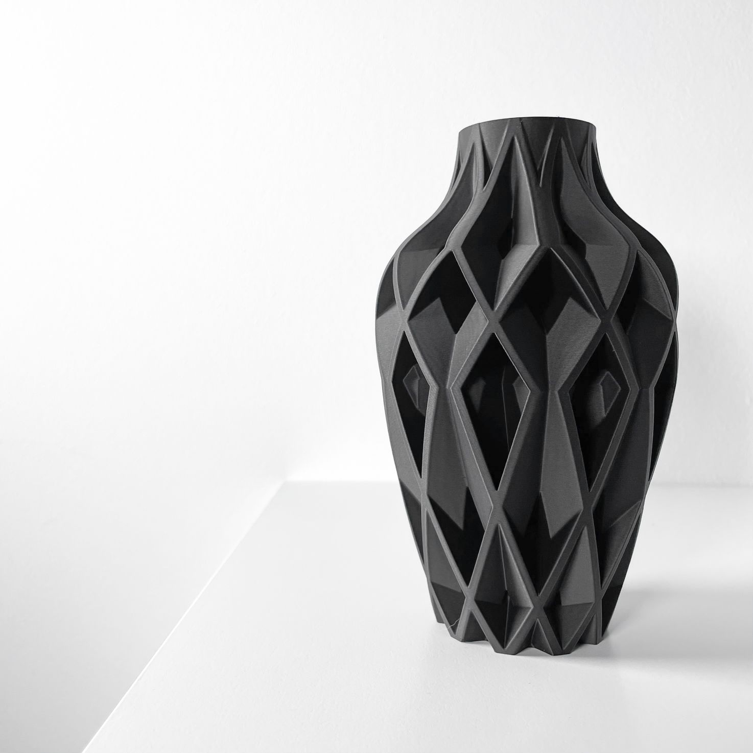 Unikali vaza Yano – stilingas, ekologiškas ir ilgaamžis pasirinkimas jūsų interjerui