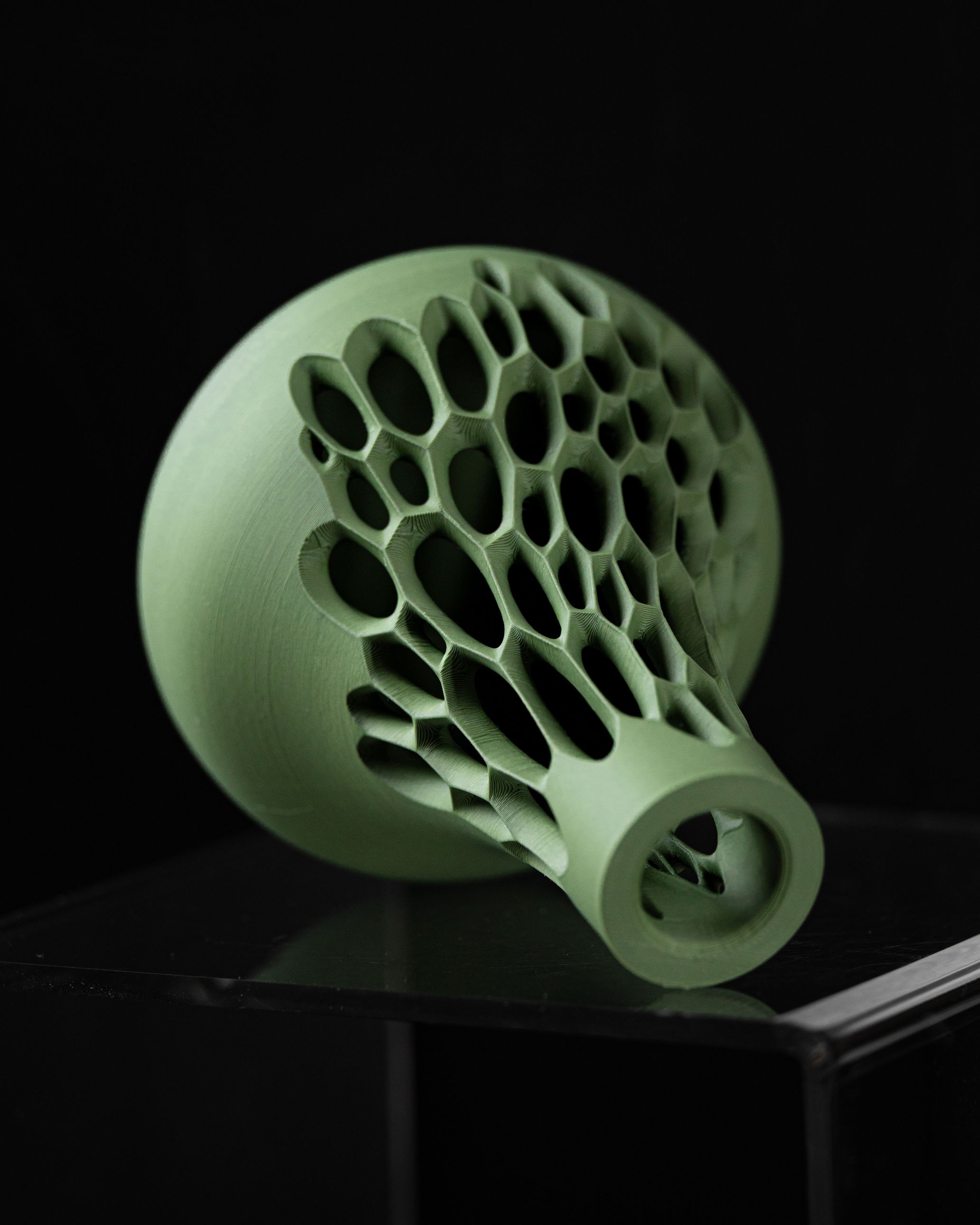 Unikali vaza Virona – stilingas, ekologiškas ir ilgaamžis pasirinkimas jūsų interjerui