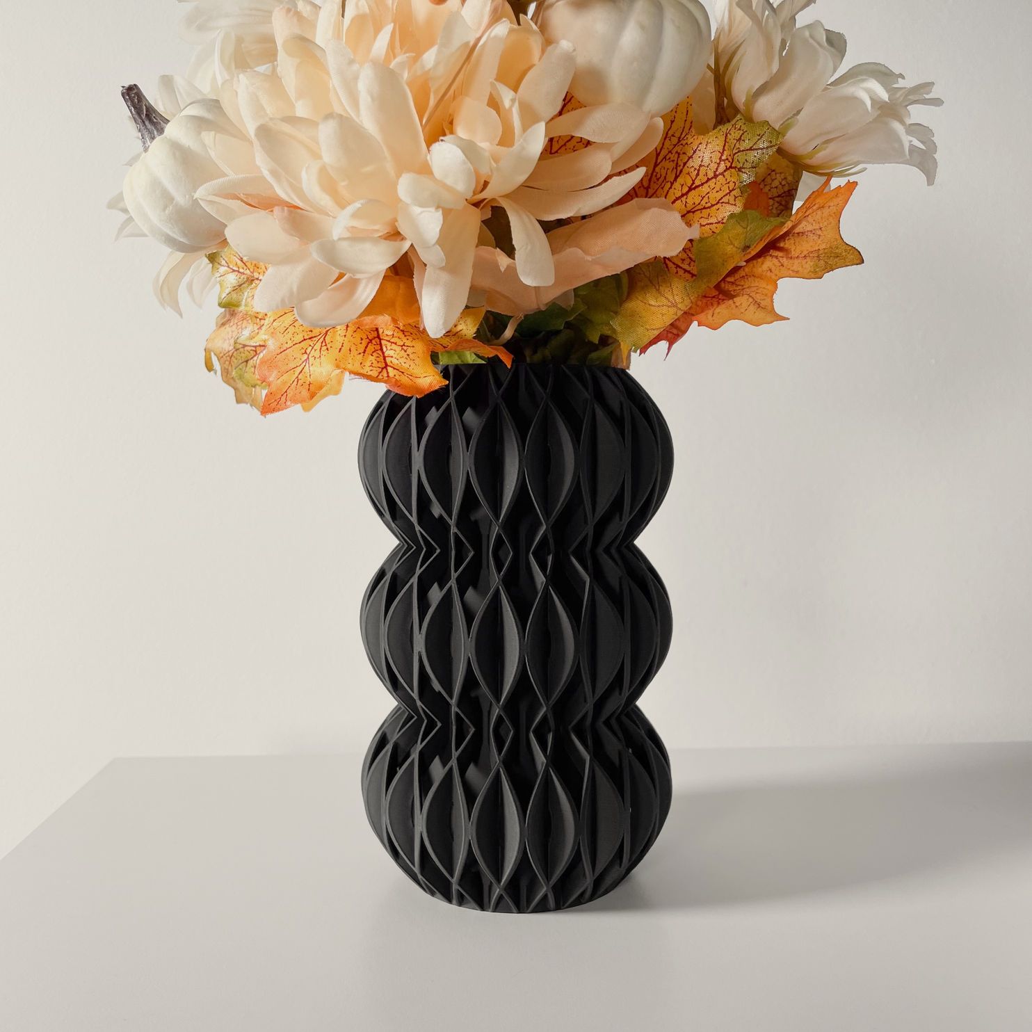 Unikali vaza Revan – stilingas, ekologiškas ir ilgaamžis pasirinkimas jūsų interjerui