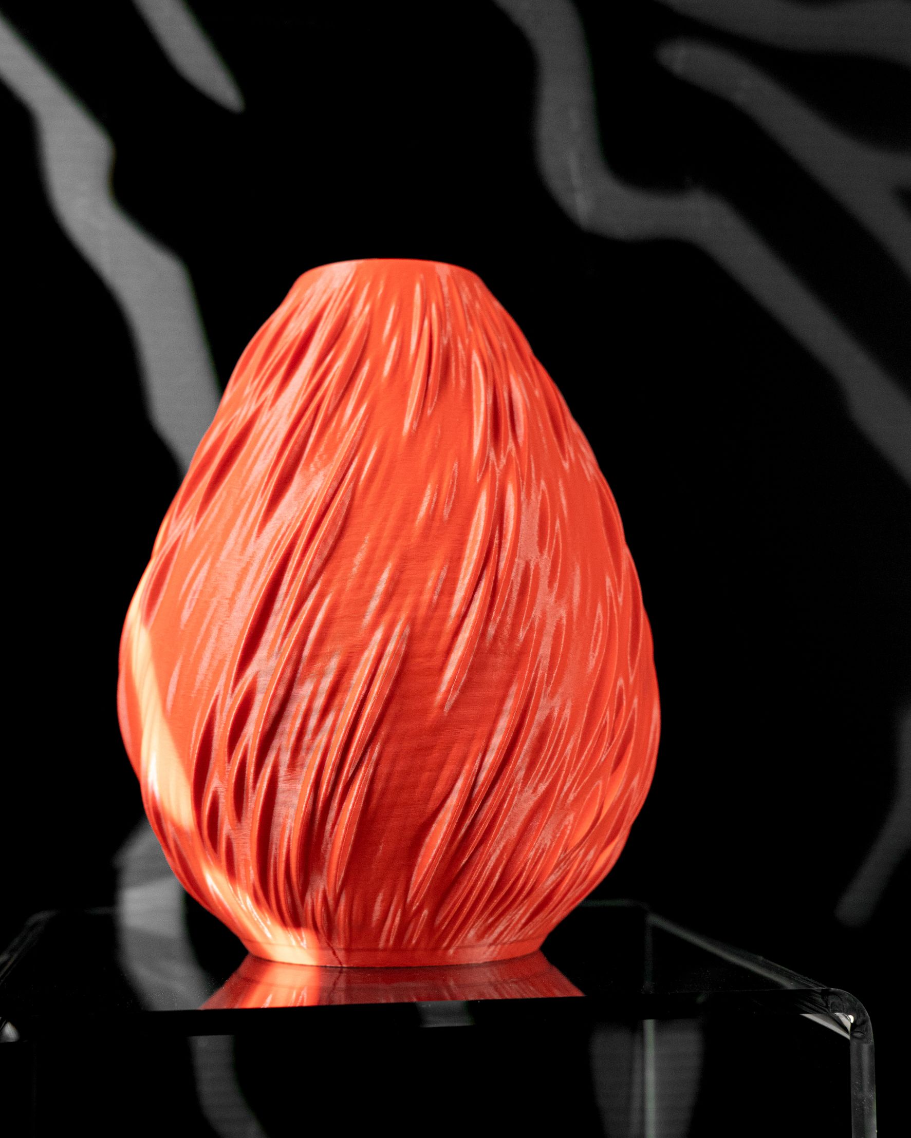 Unikali vaza Rain – stilingas, ekologiškas ir ilgaamžis pasirinkimas jūsų interjerui