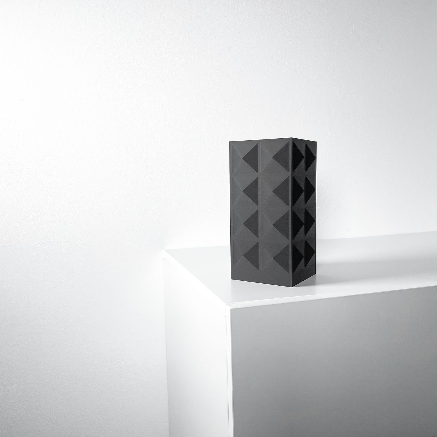 Unikali vaza Orme – stilingas, ekologiškas ir ilgaamžis pasirinkimas jūsų interjerui