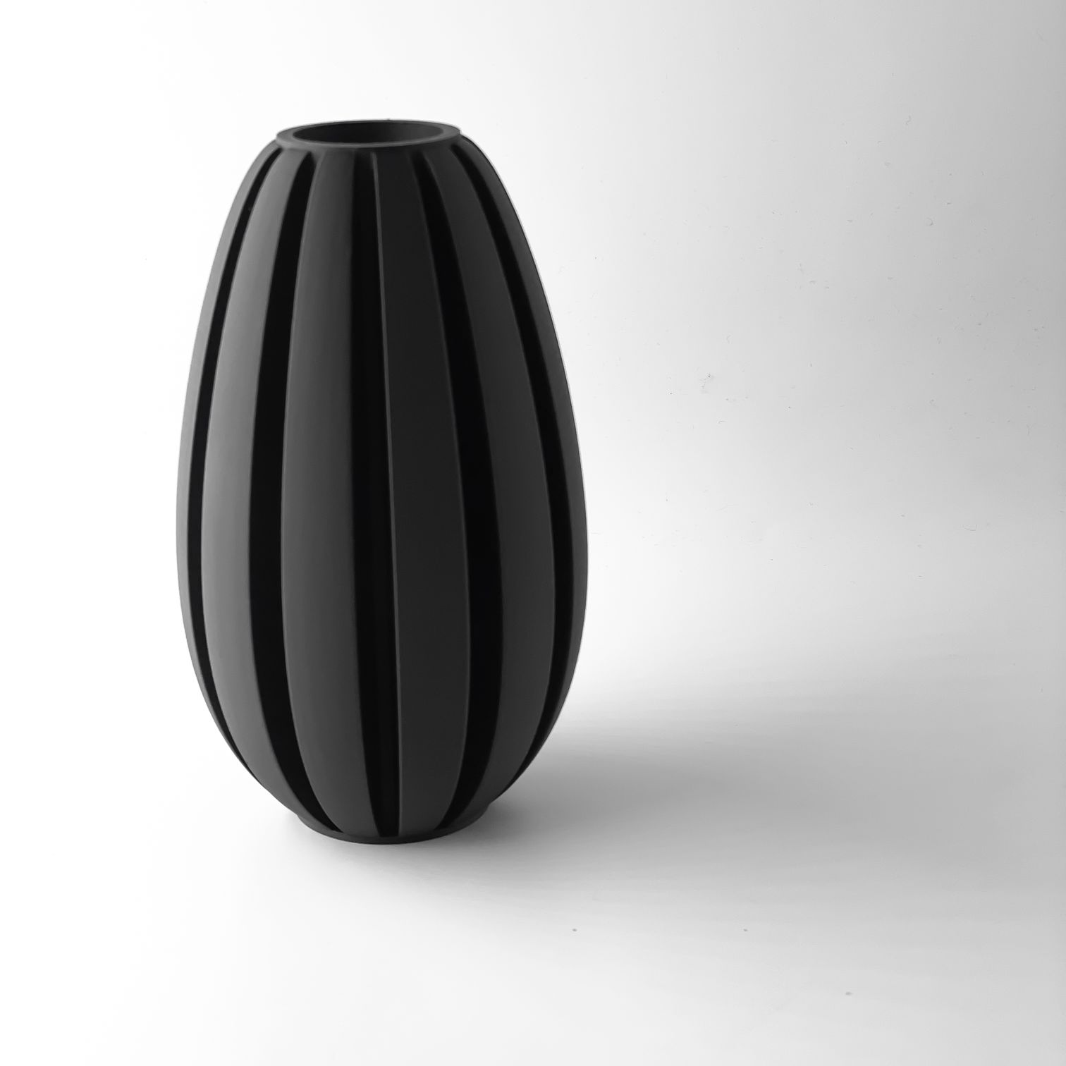 Unikali vaza Gani – stilingas, ekologiškas ir ilgaamžis pasirinkimas jūsų interjerui