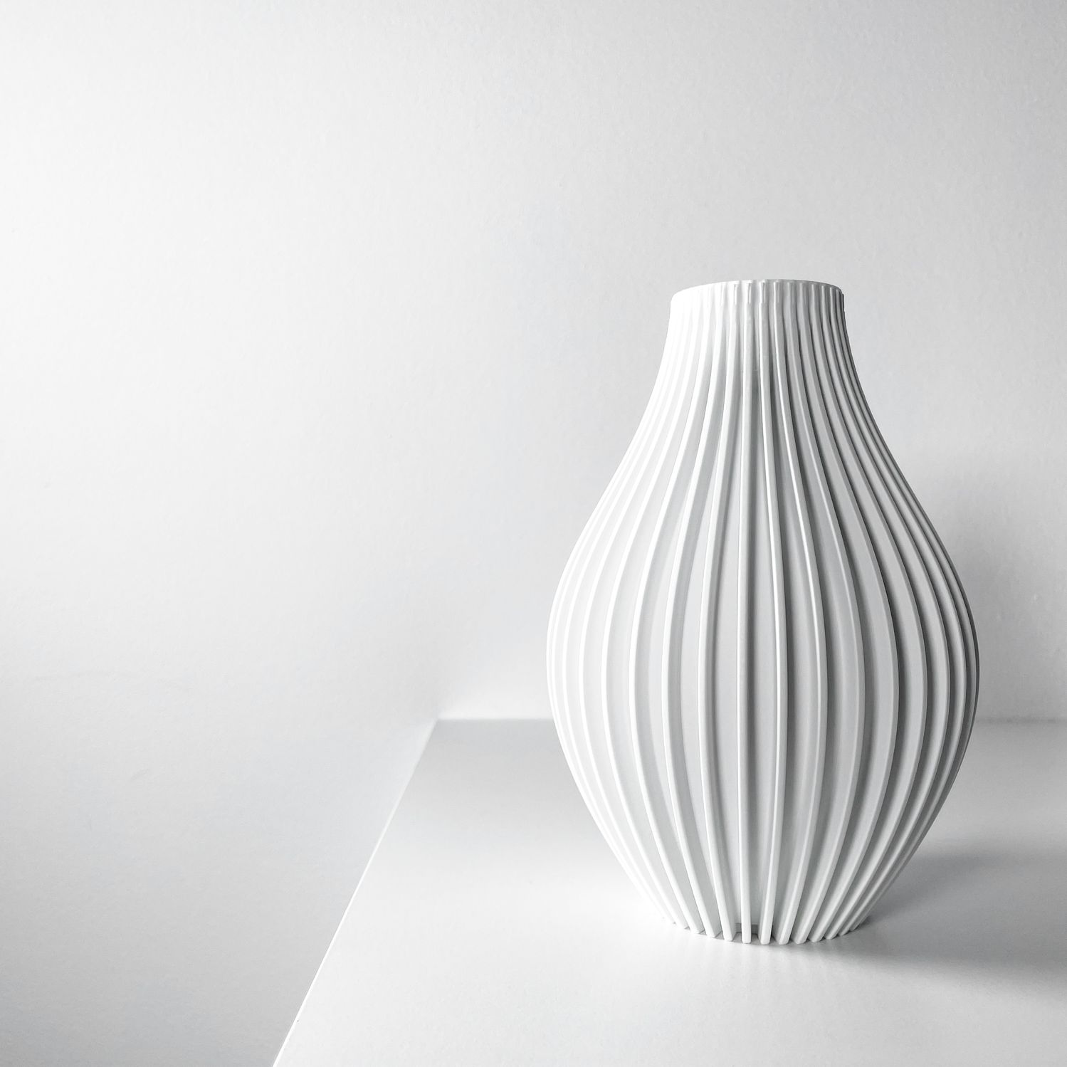 Unikali vaza Eres – stilingas, ekologiškas ir ilgaamžis pasirinkimas jūsų interjerui