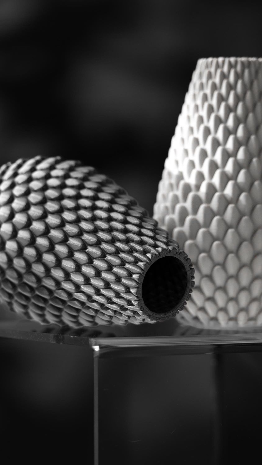 Unikali vaza Dragonscale – stilingas, ekologiškas ir ilgaamžis pasirinkimas jūsų interjerui