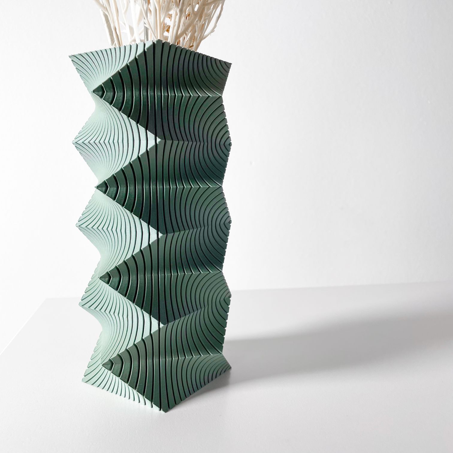 Unikali vaza Anio – stilingas, ekologiškas ir ilgaamžis pasirinkimas jūsų interjerui