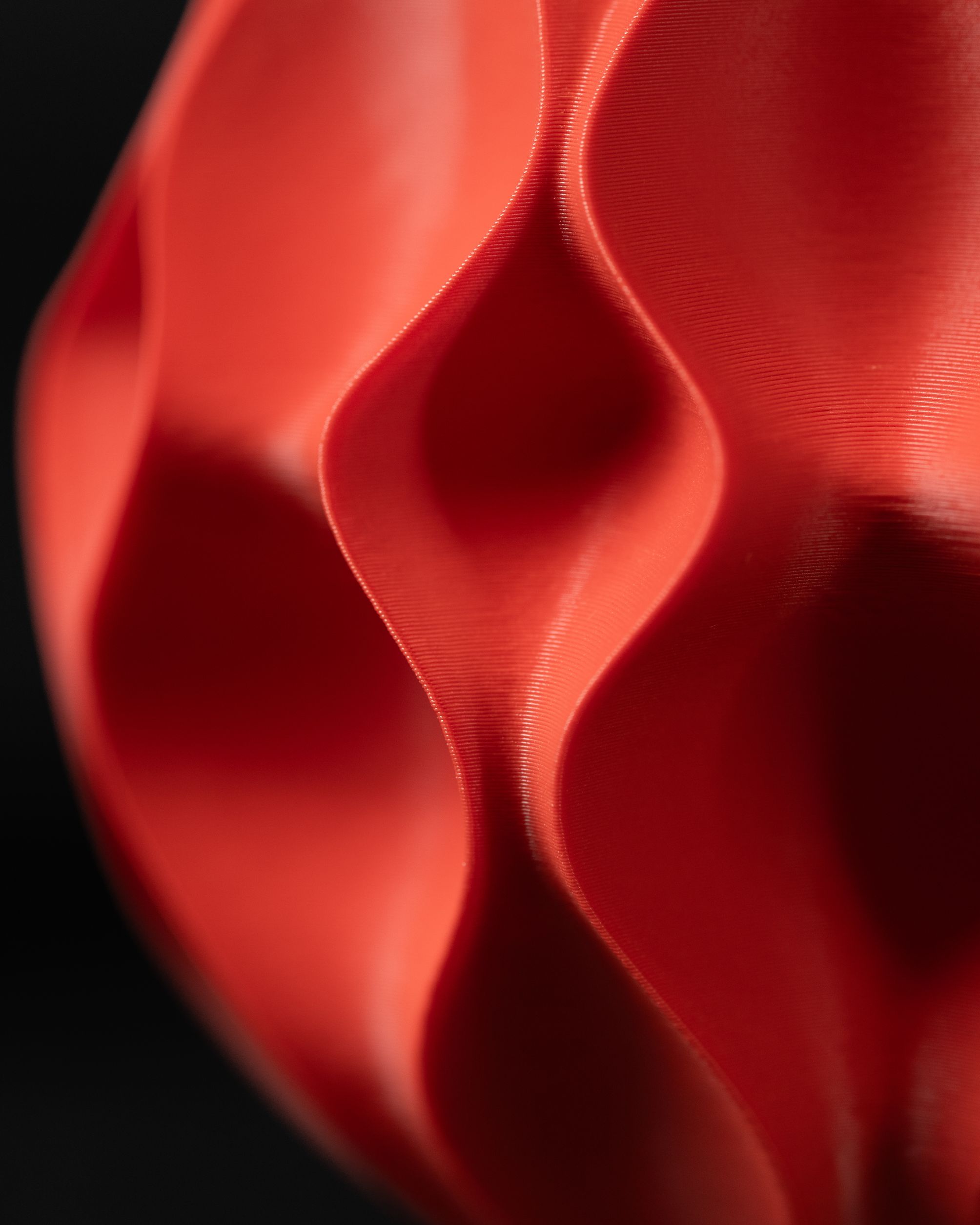 Unikali vaza Abys – stilingas, ekologiškas ir ilgaamžis pasirinkimas jūsų interjerui