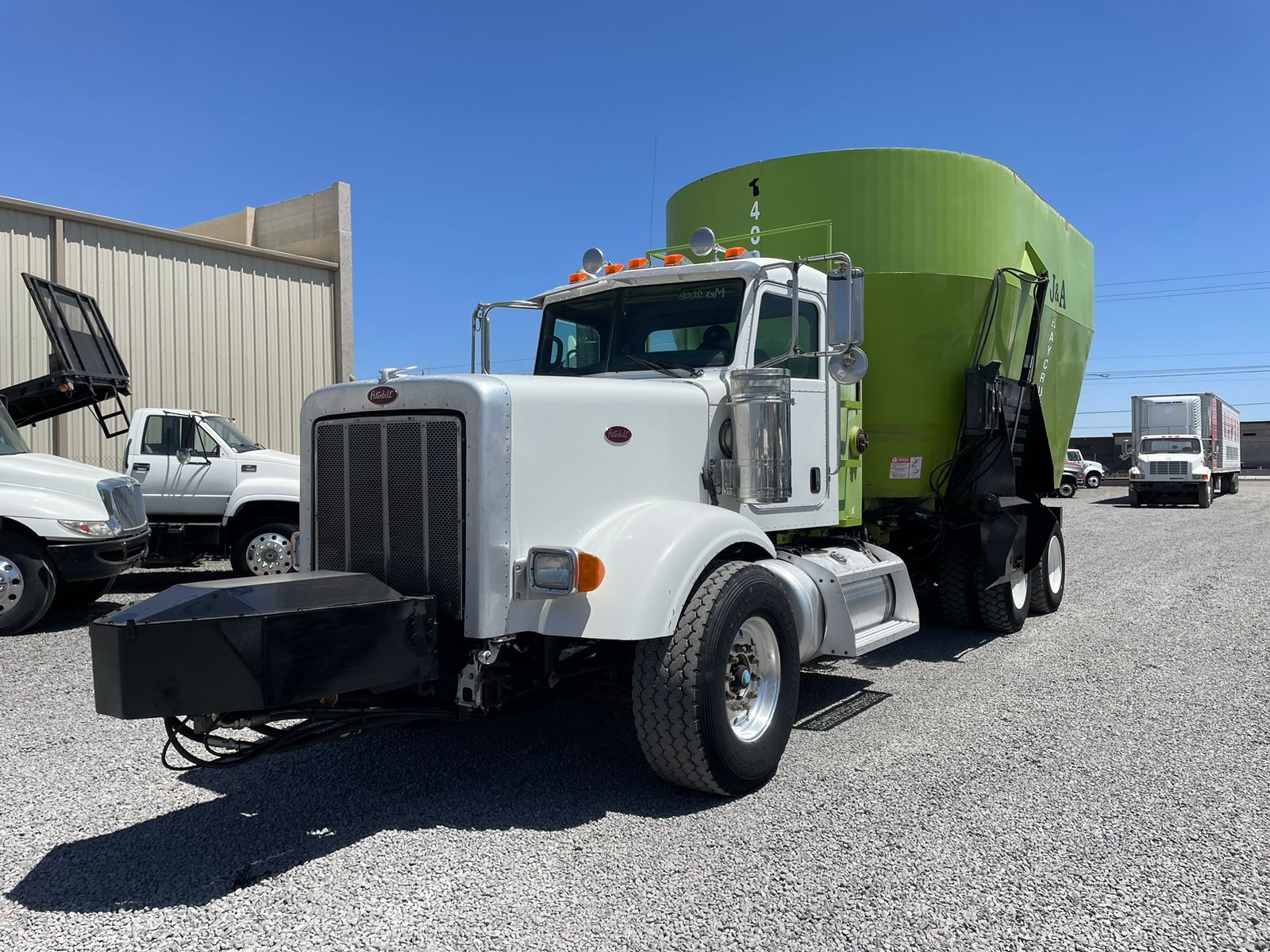 #1676 Camión Peterbilt 2008
