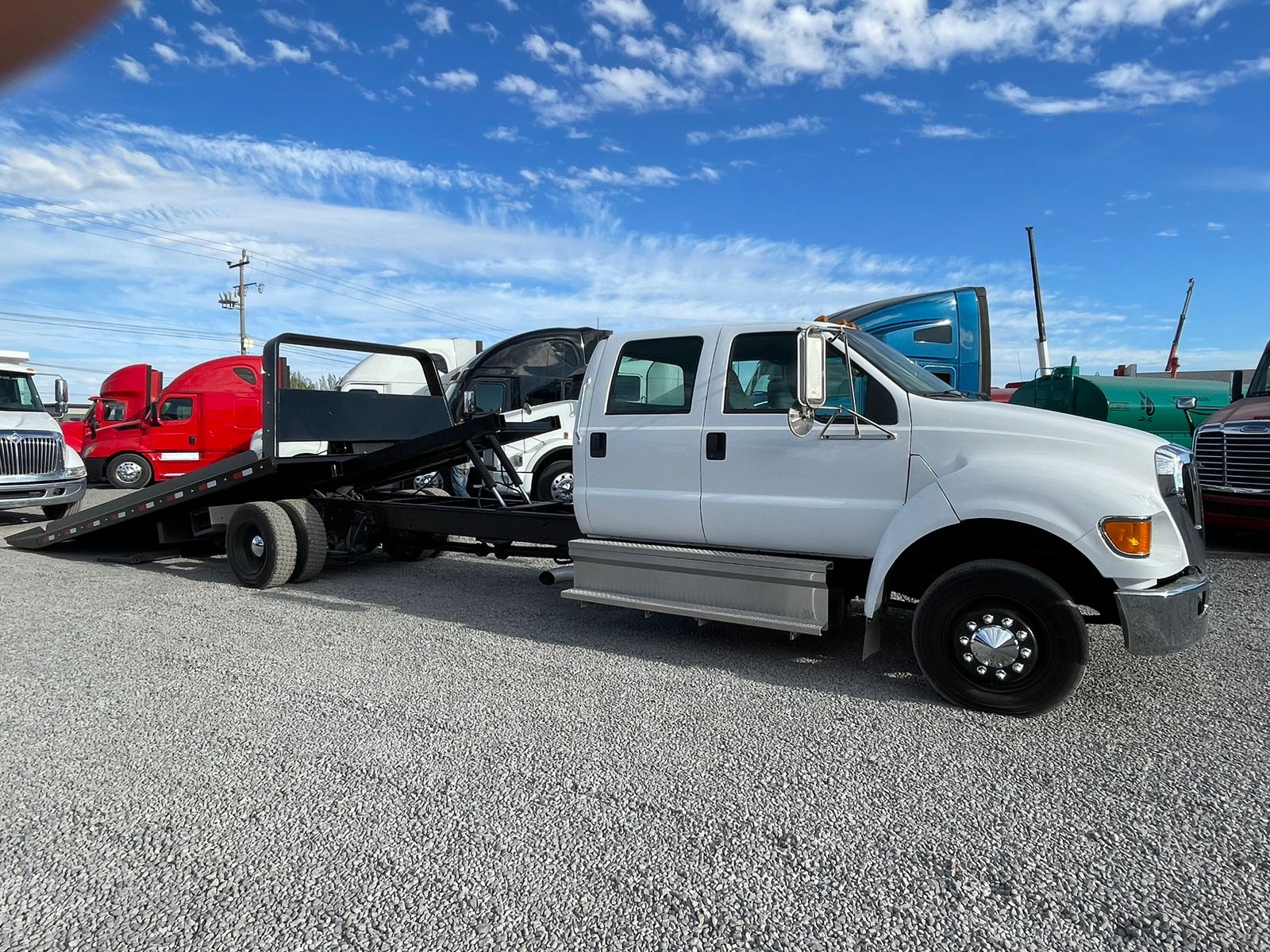 #1197 Grua Ford 2008 para carros
