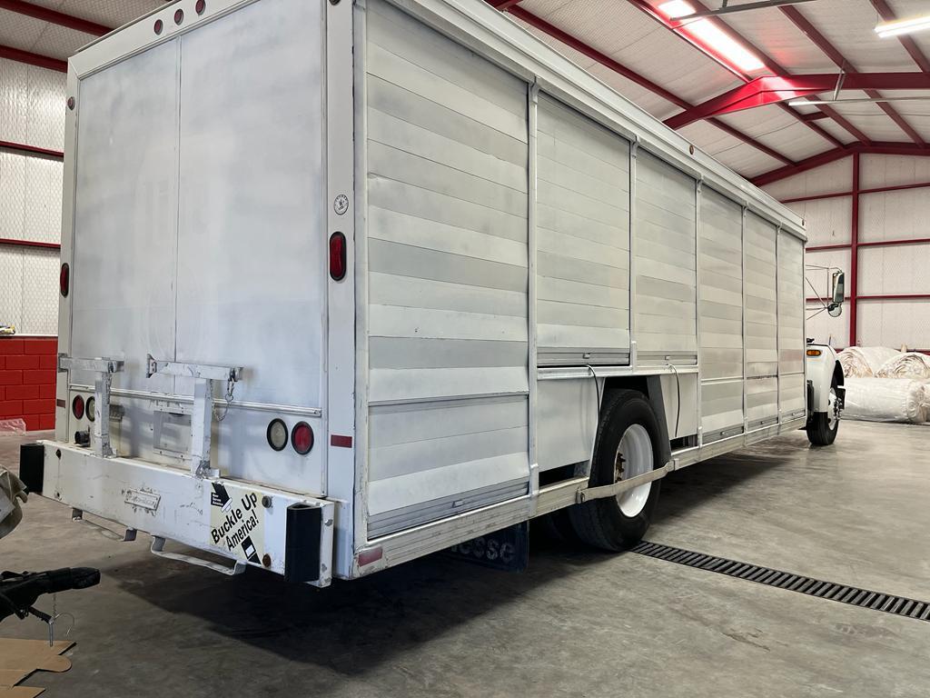 #1093 Camion Kenworth 1999 caja seca 24'x8'