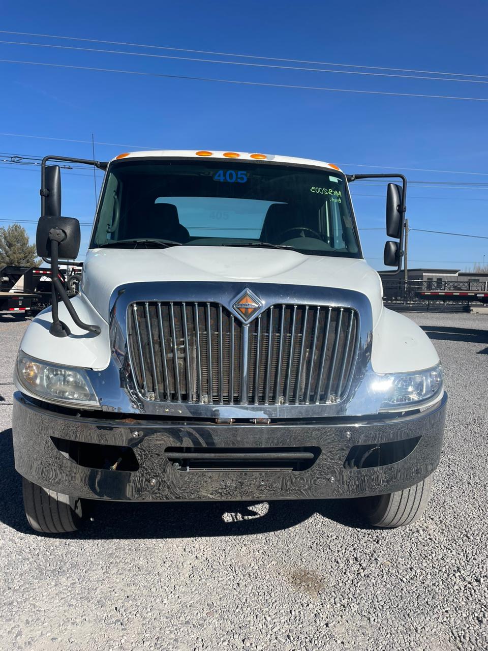 #1336 Camion International 2003 Motor Navistar tipo mulita 13,000lb