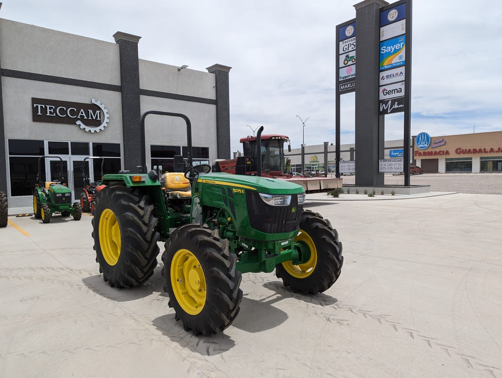 #7502 Tractor John Deere 540175 2023