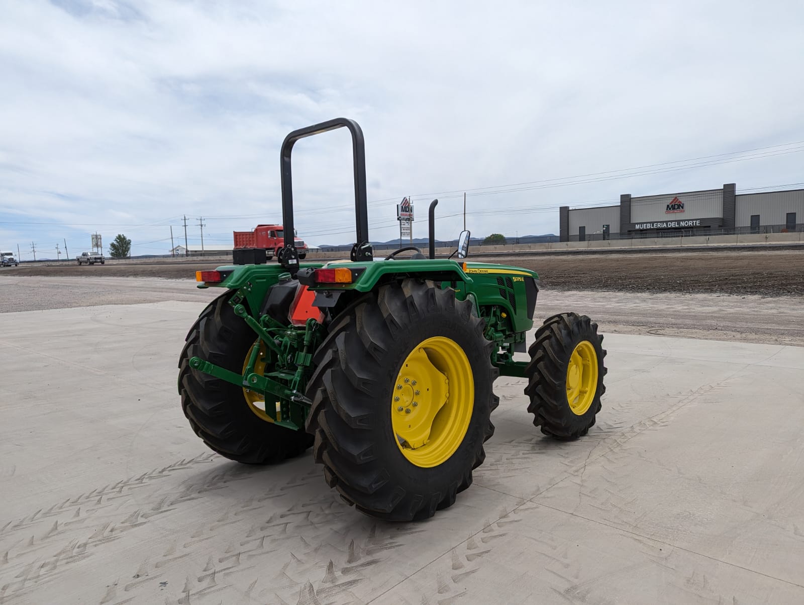 #7503 Tractor John Deere 540175 2023