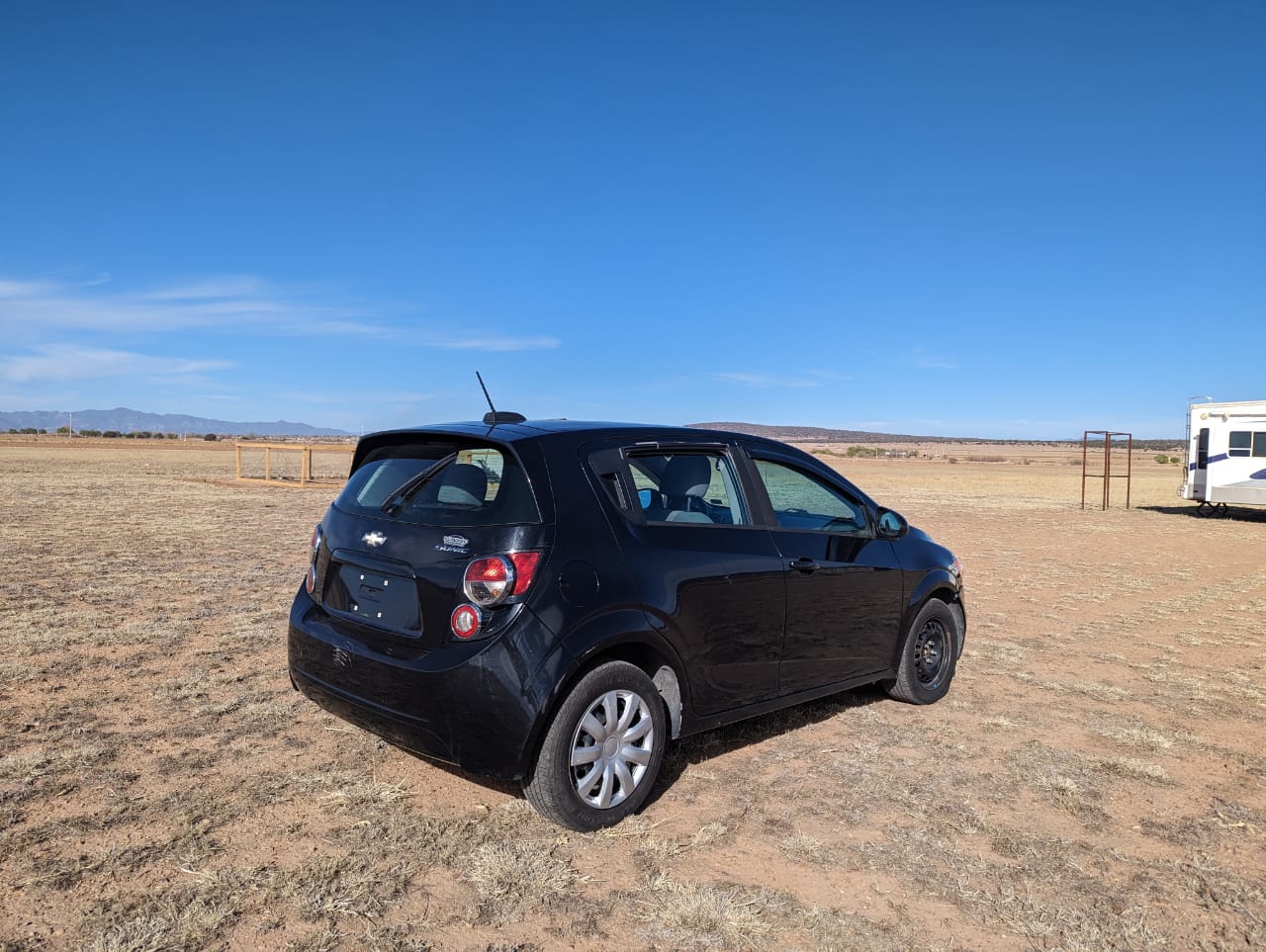 #1002 Auto Chevrolet Sonic LS Manual 2015