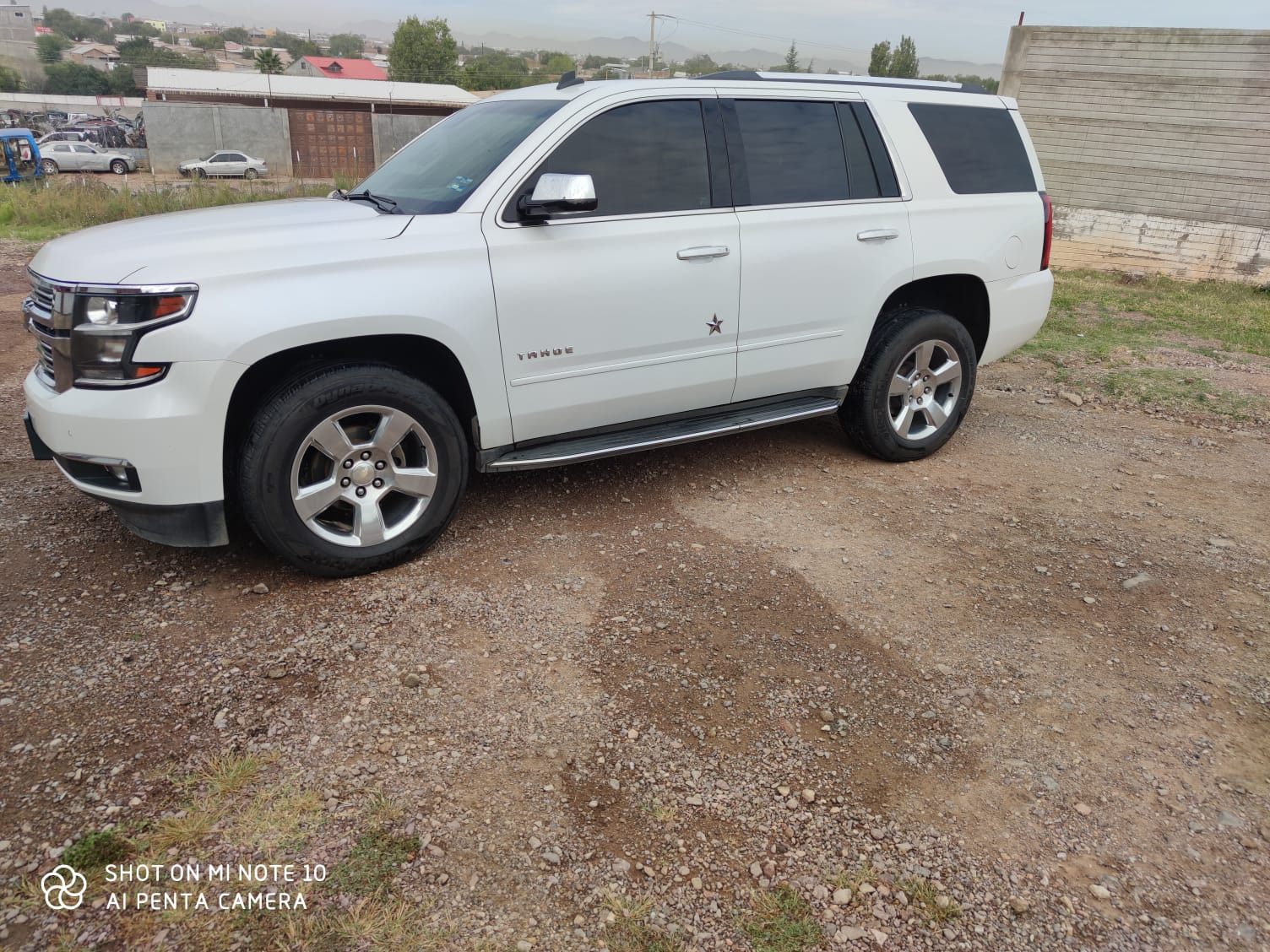 #1003 Tahoe Premier 2017 4x4