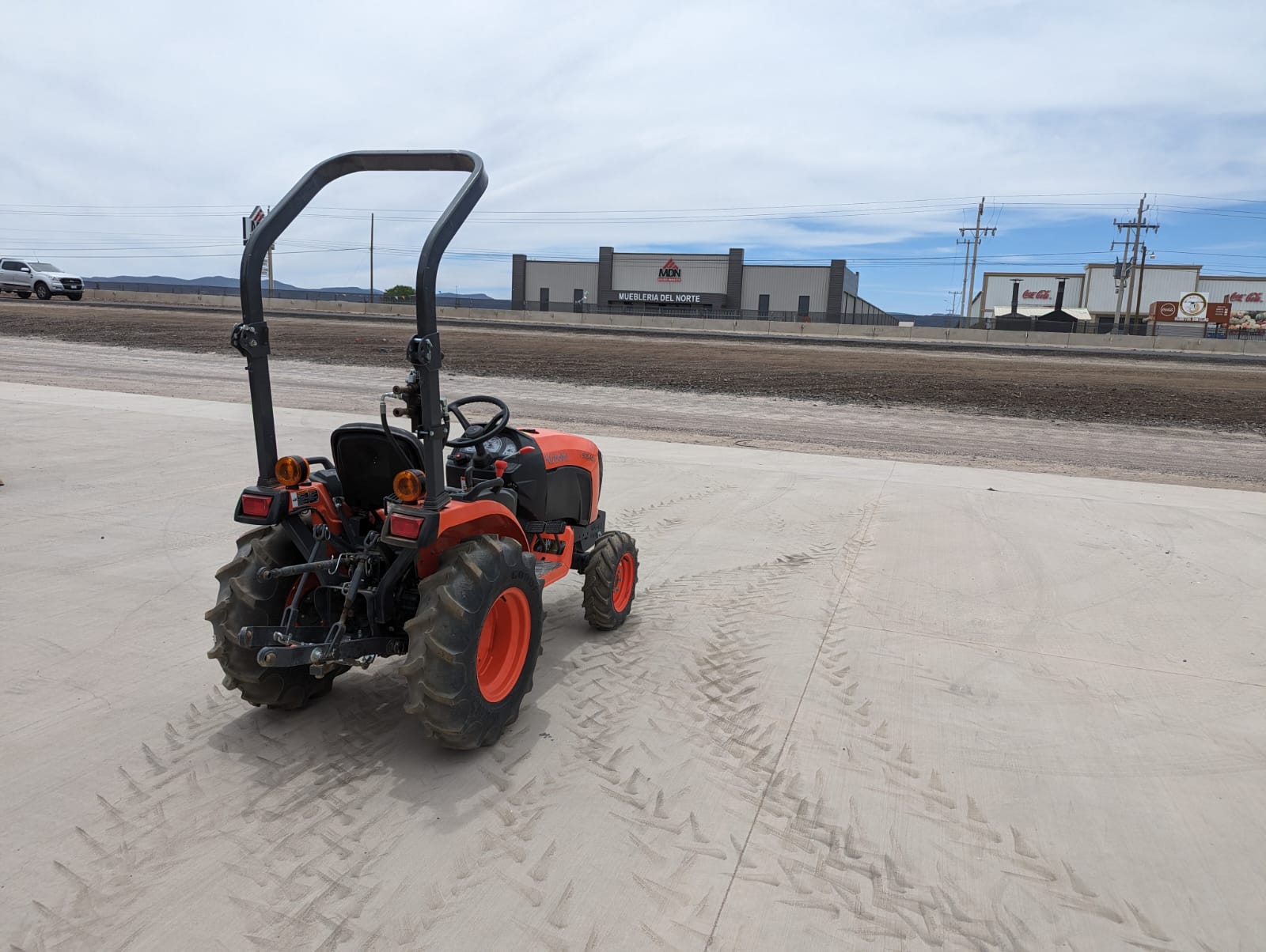 #2401 Tractor b2401 Kubota 2022