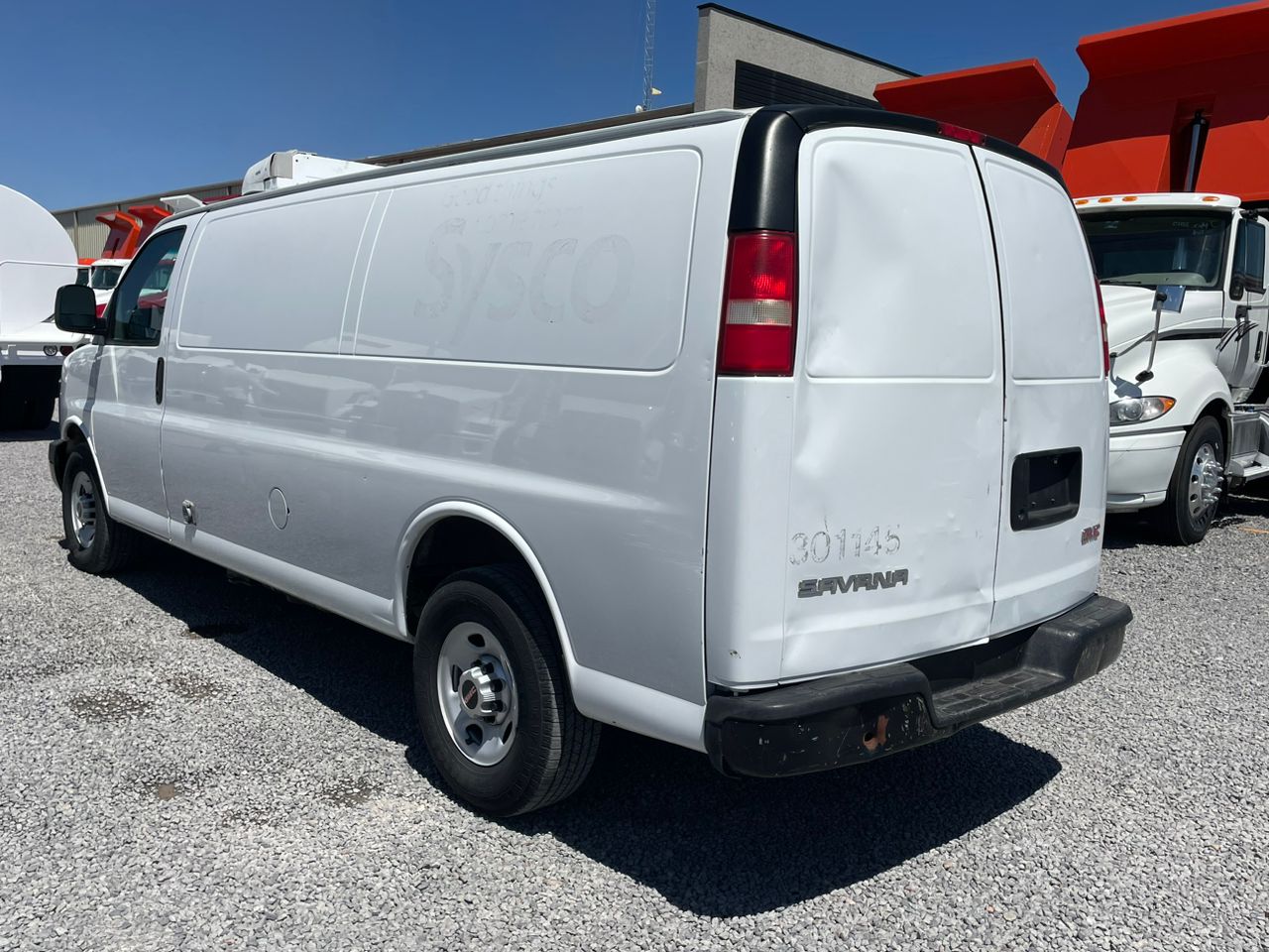 #116-R Camioneta GMC 2014 Refrigeración Thermo King Motor Diesel 6.6L Automatico con Decreto