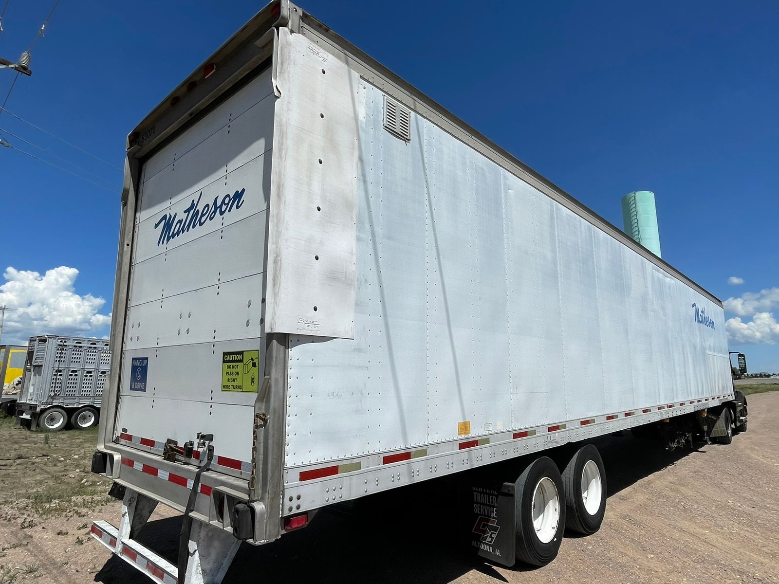 #2571 Caja Seca 53' Utility 2004 Puertas de Cortina Suspension de Muelles