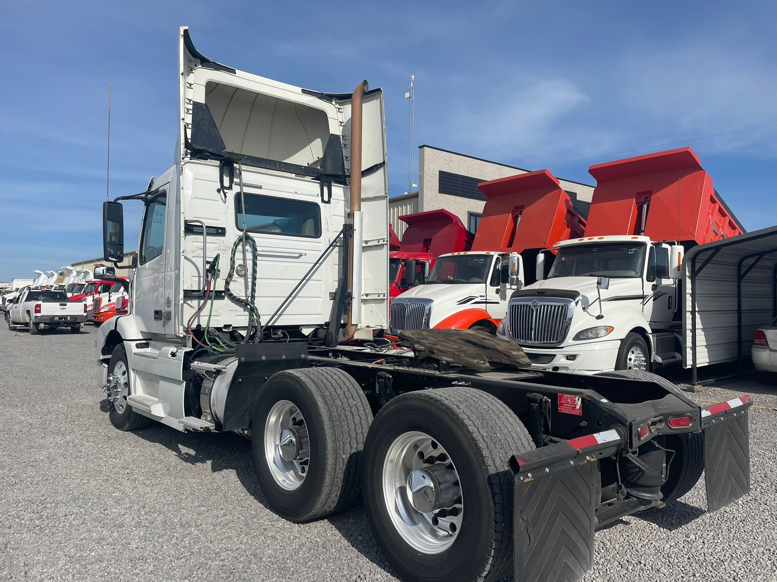 #2579 Camion Volvo 2015 Motor Volvo D13 Automático 13,000lb