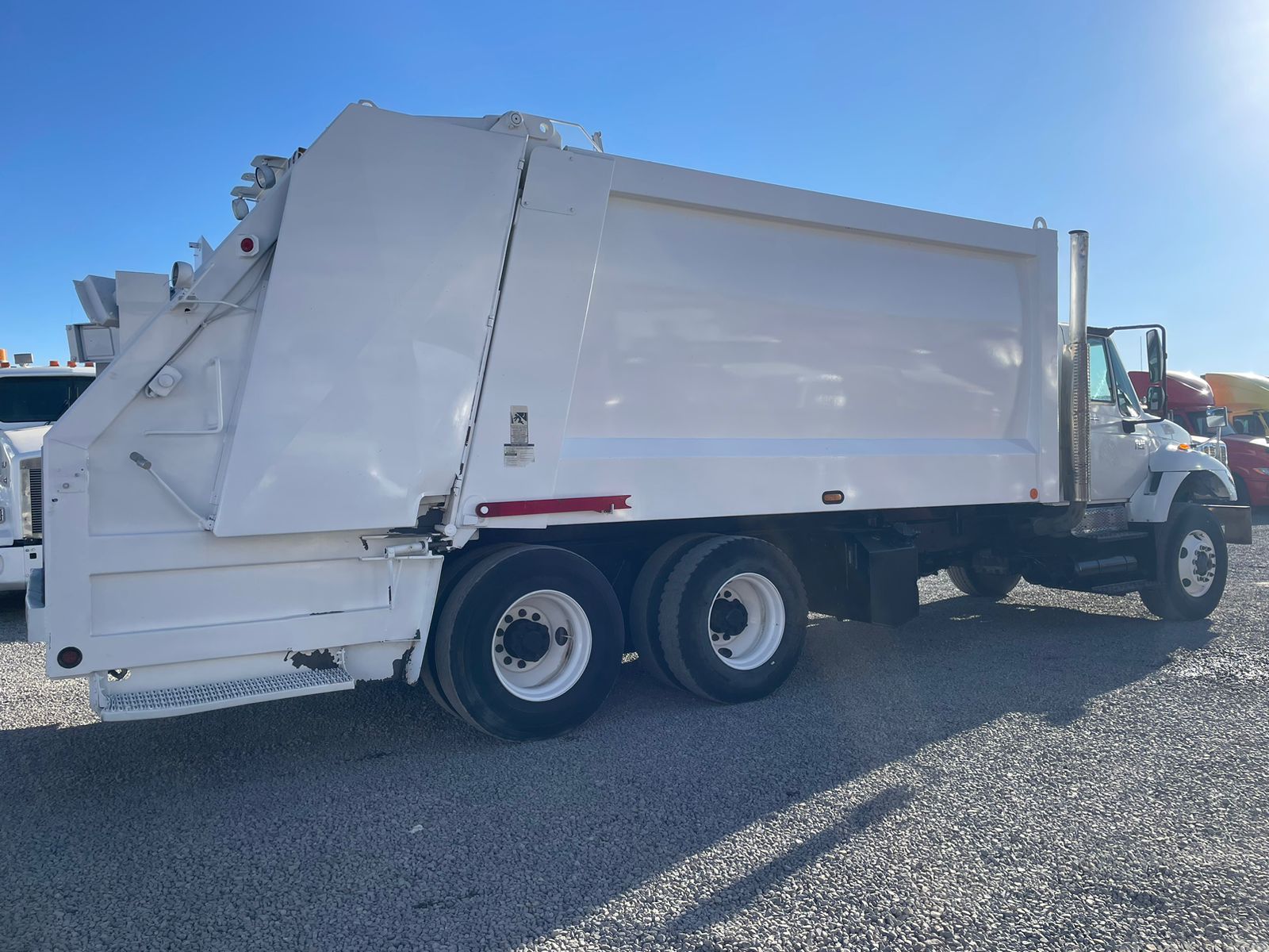 #2378 Camion de basura International 2007 Motor Navistar Automatico 42,000lb