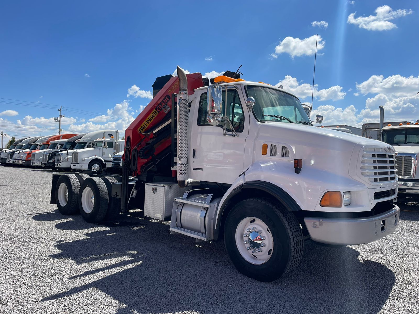 #2457 Camion Con Grua Sterling 2004 Motor Caterpillar C-12 Automatico 42,000lb Placas Estatales