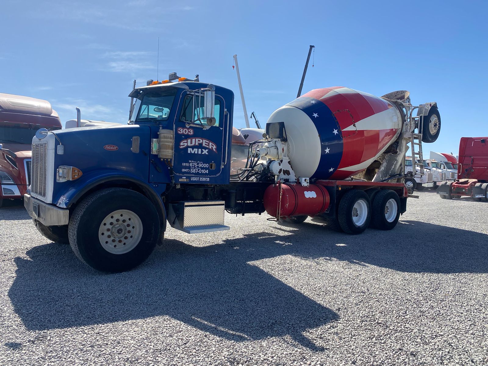 #2658 Trompo Peterbilt 1999 Motor Caterpillar Estándar 15 Vel. 42,000lb
