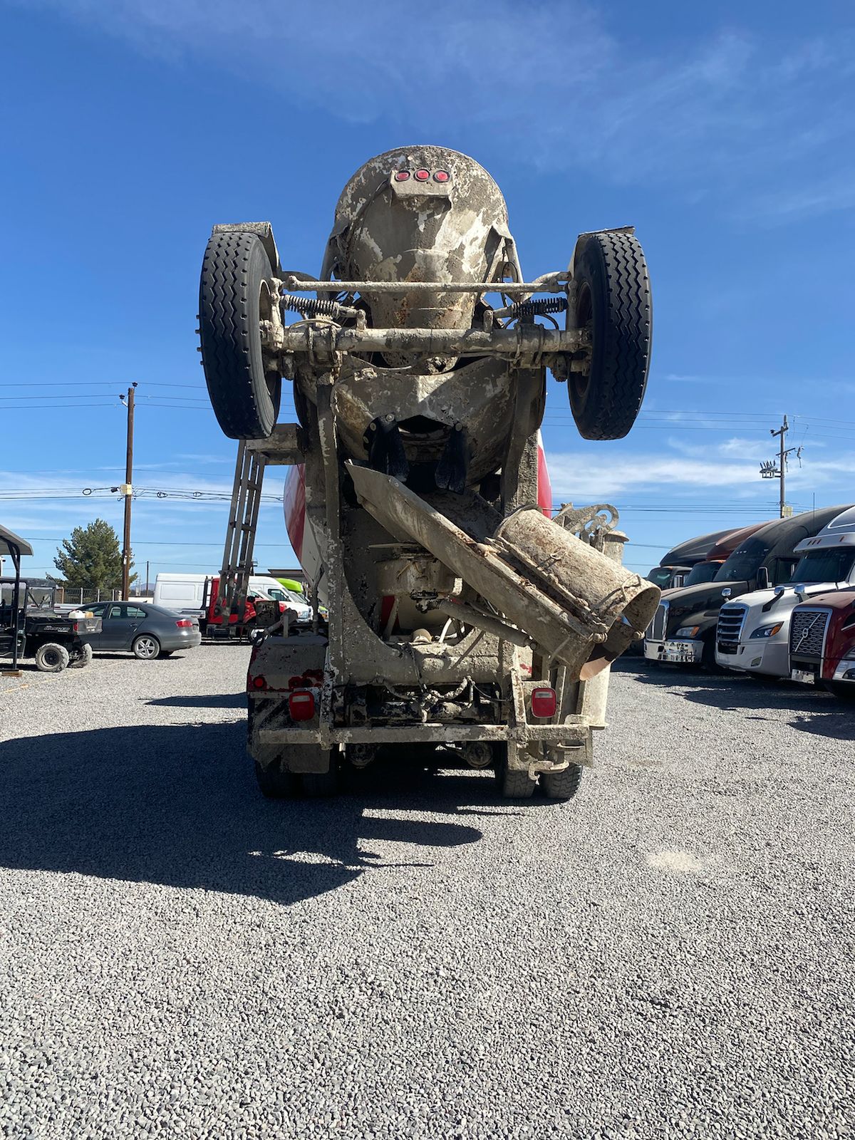 #2658 Trompo Peterbilt 1999 Motor Caterpillar Estándar 15 Vel. 42,000lb
