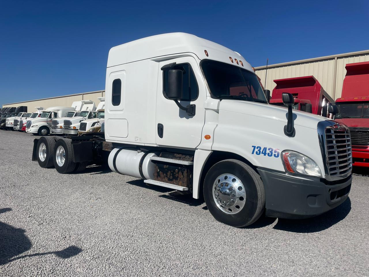 #2738 Camion Freightliner Modelo Cascadia 2018 Motor Detroit DD15 Automático 42,000lb