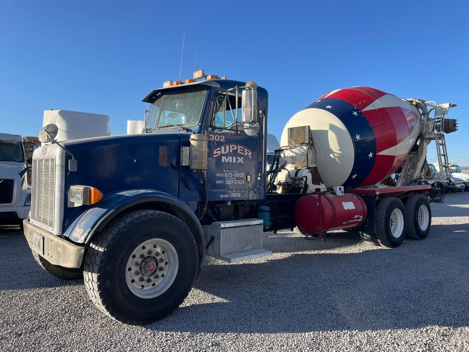 #2781 Trompo Peterbilt 1999 Caterpillar Estandar 15 Vel. 46,000lb
