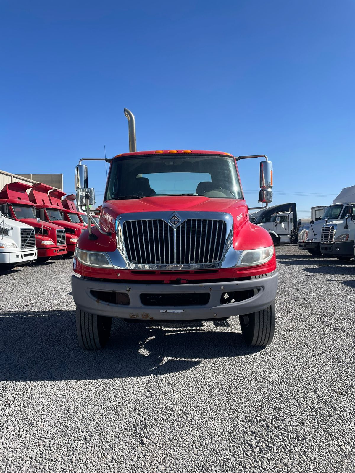 #2819 Camion Mulita International 2010 Motor Maxxforce Estandar 7 Vel. 46,000lb