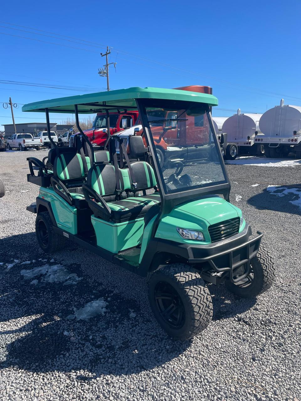 #2820-2 Carro Golf Marca Bintelli LLC Motor Electrico 2022
