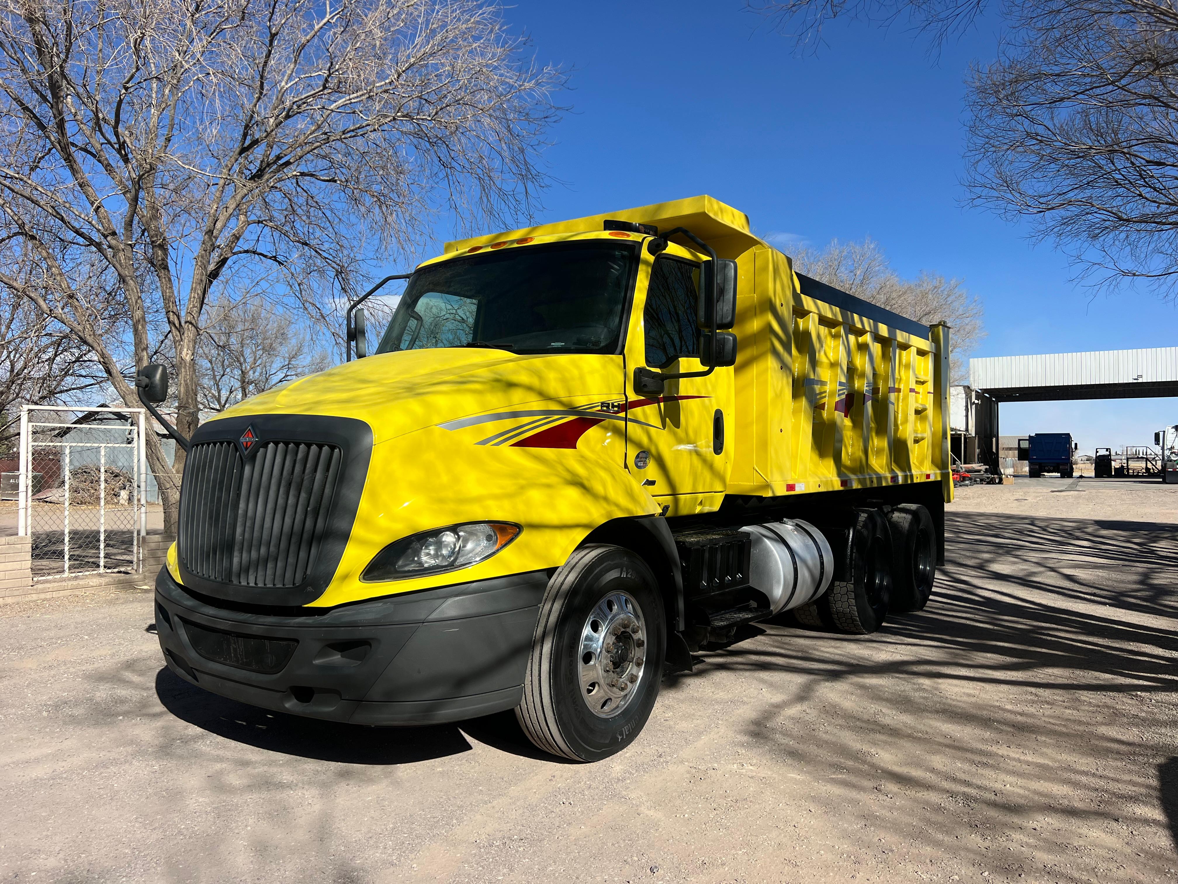 #2773 Camion Volteo Dompe 14 mts International 2018 Motor Navistar Estándar 10 Vel. 42,000lb
